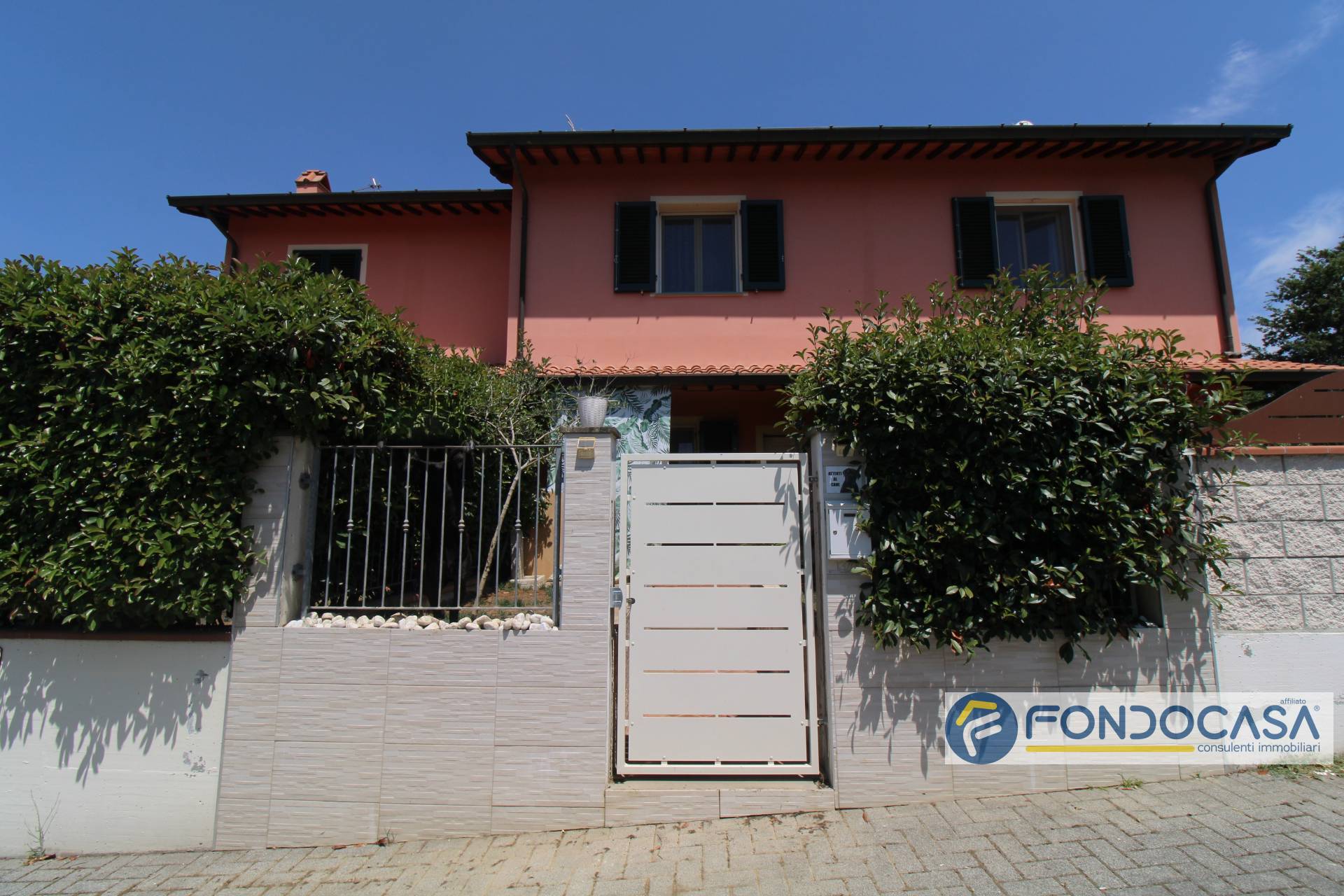 Villino a schiera in vendita a Santa Maria a Monte, Cerretti