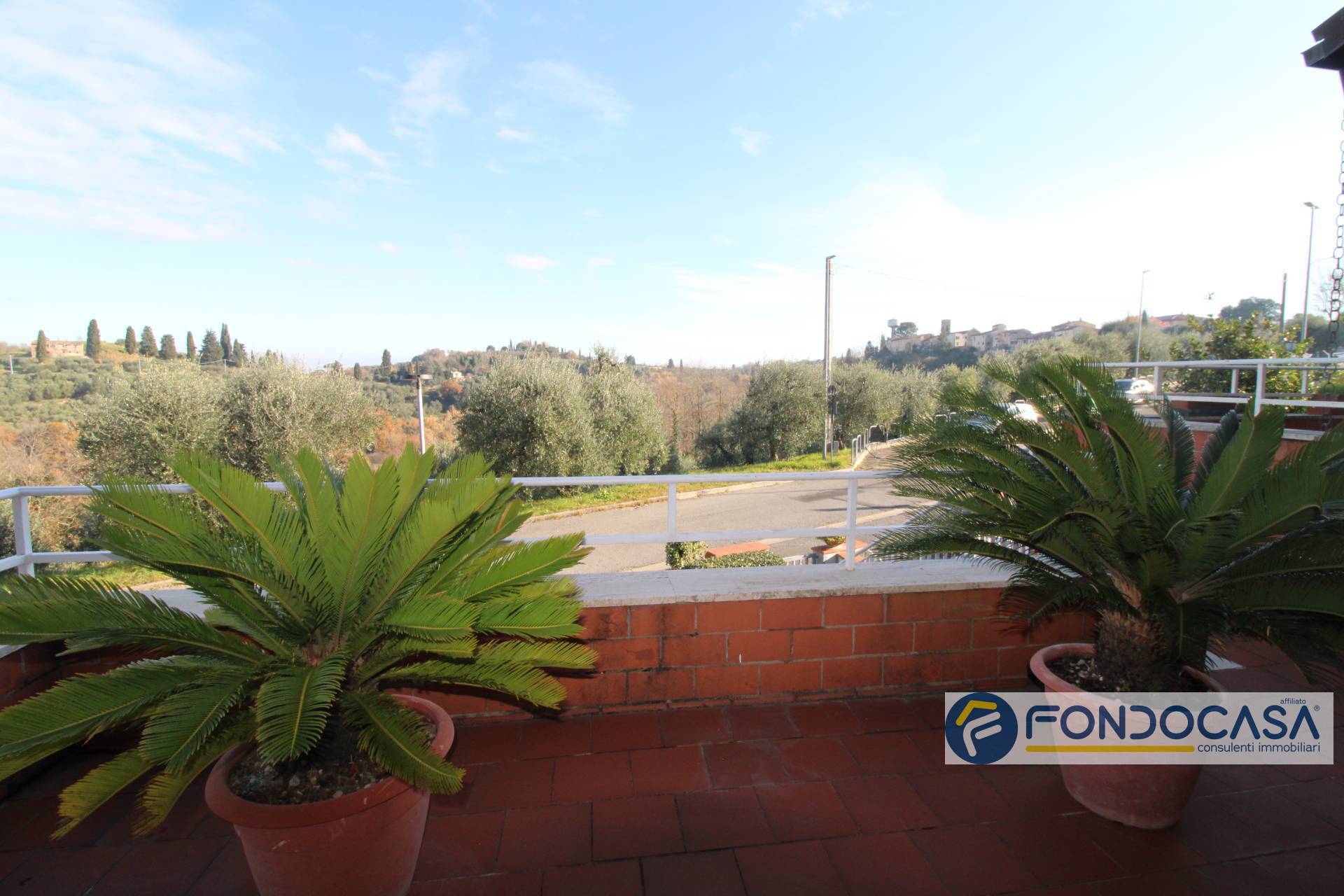 Villino a schiera in vendita a Pontedera, Treggiaia