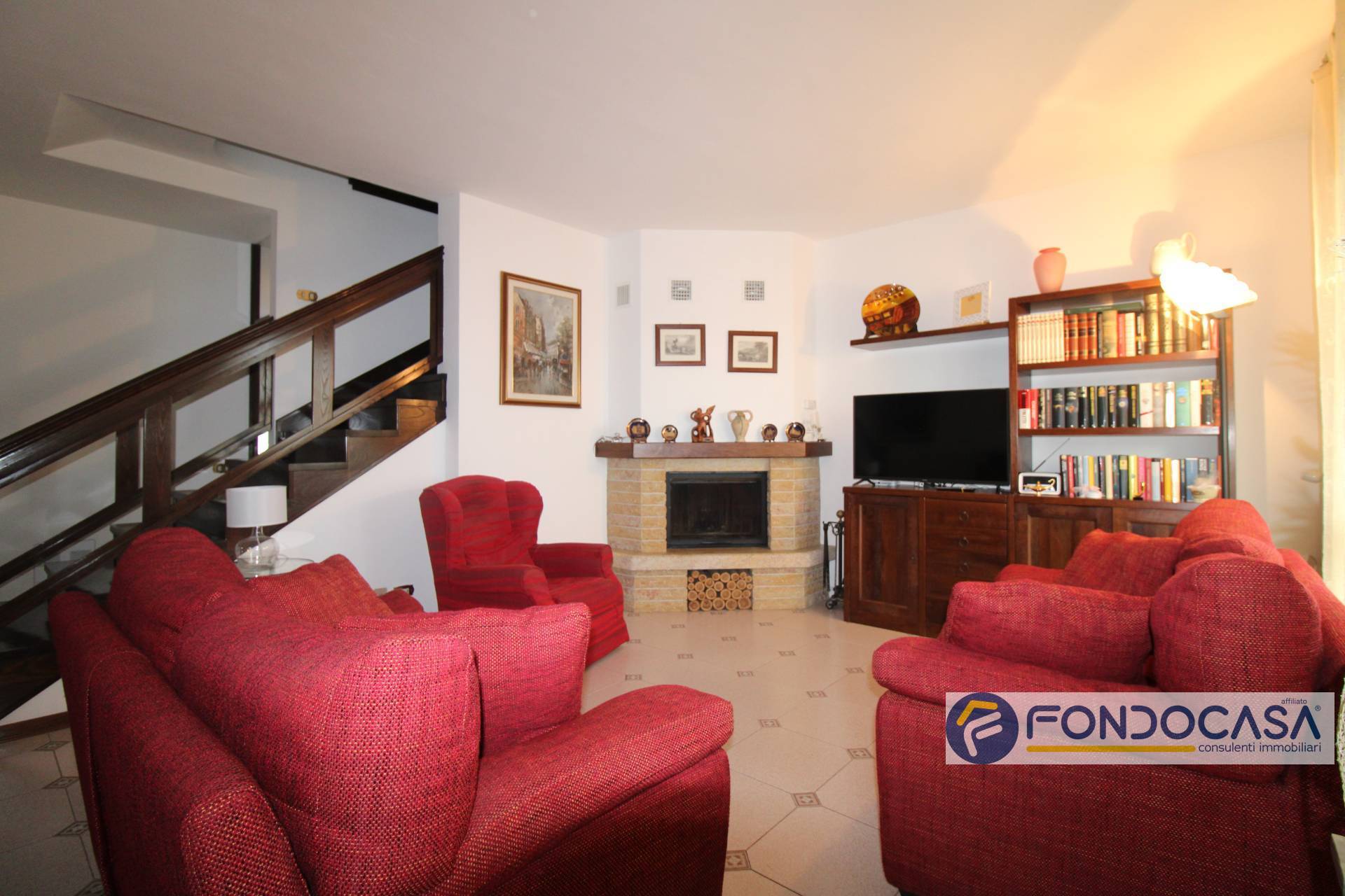 Villino a schiera in vendita a Pontedera, Treggiaia