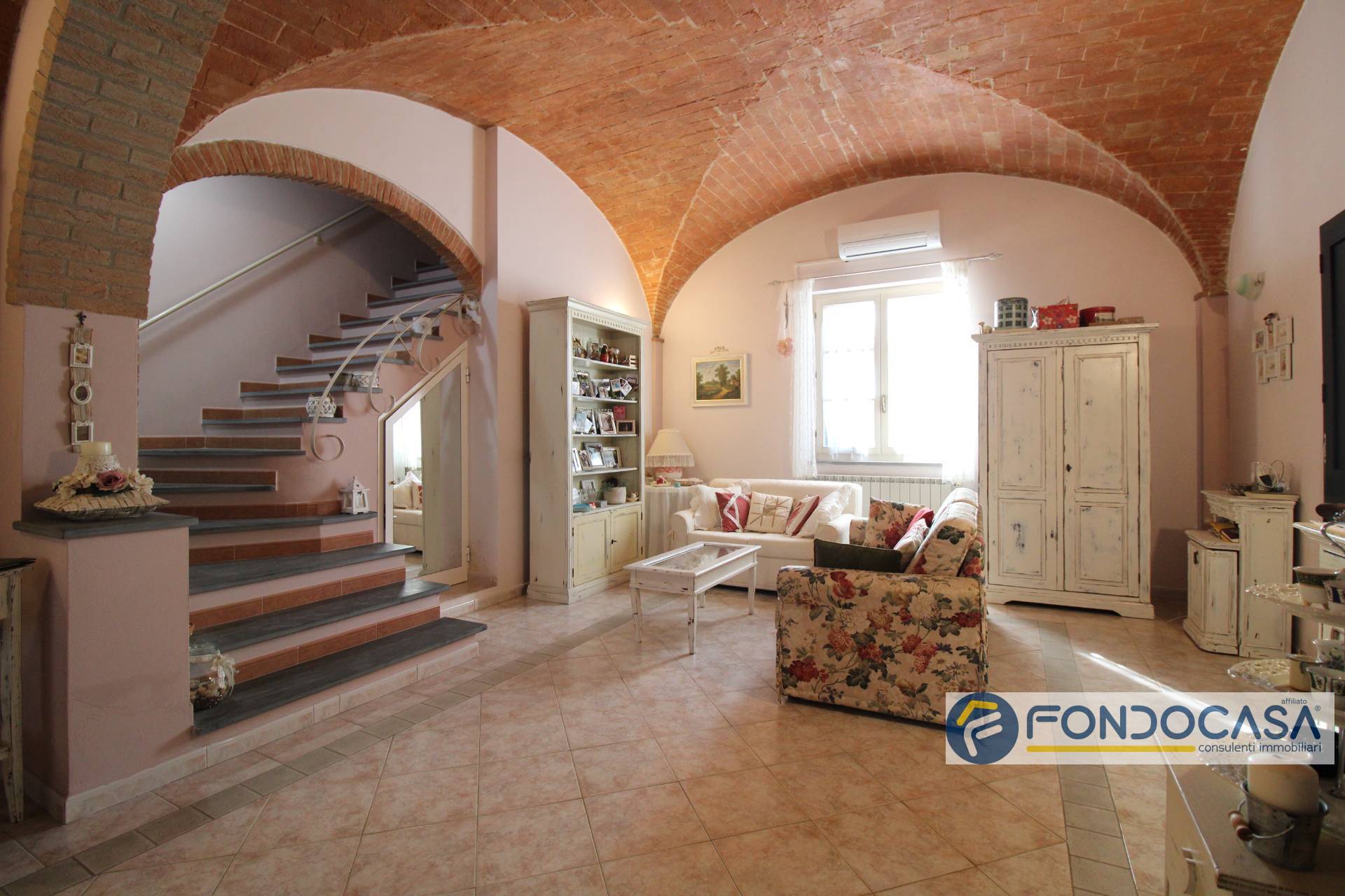 Casa indipendente in vendita a Santa Maria a Monte, San Donato