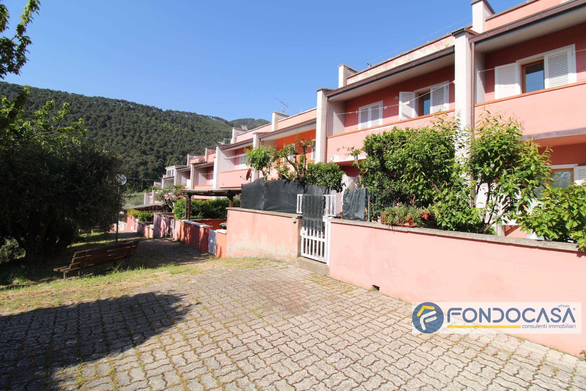 Villino a schiera in vendita a Buti, Panicale sopra Buti