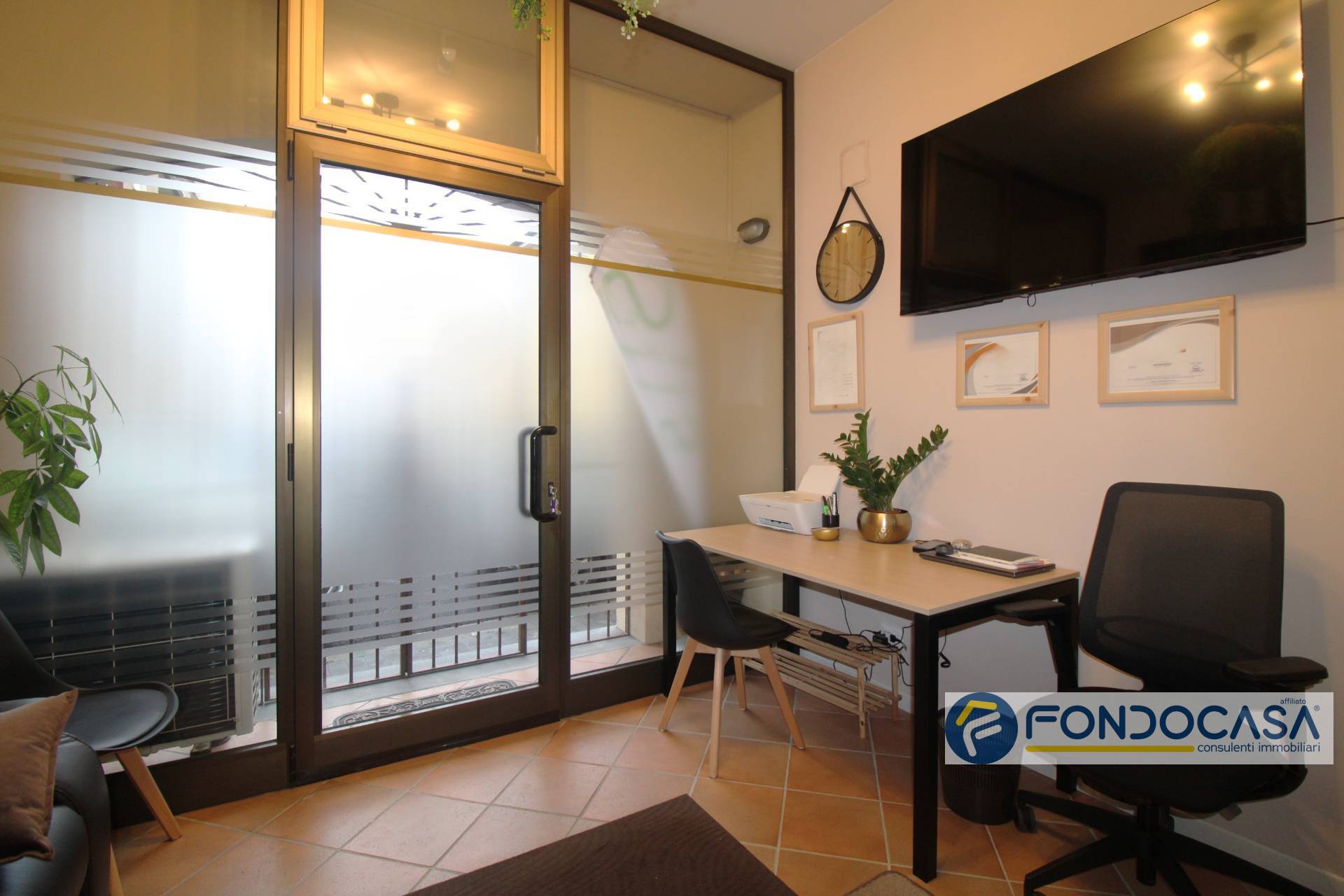 Locale commerciale in vendita a Ponsacco