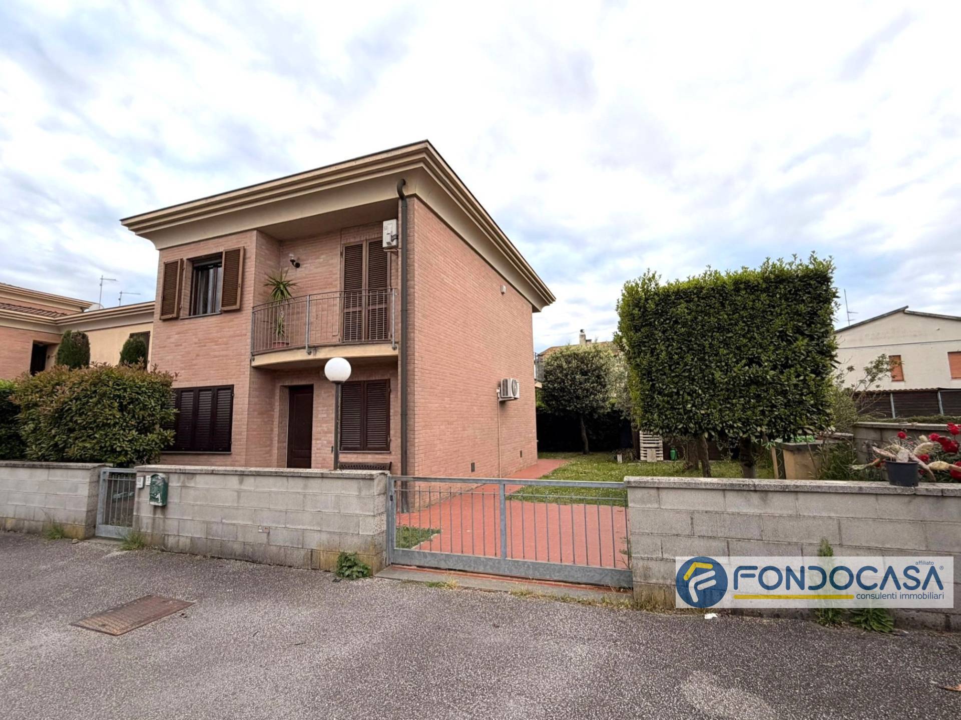 Casa indipendente in vendita a Ponsacco