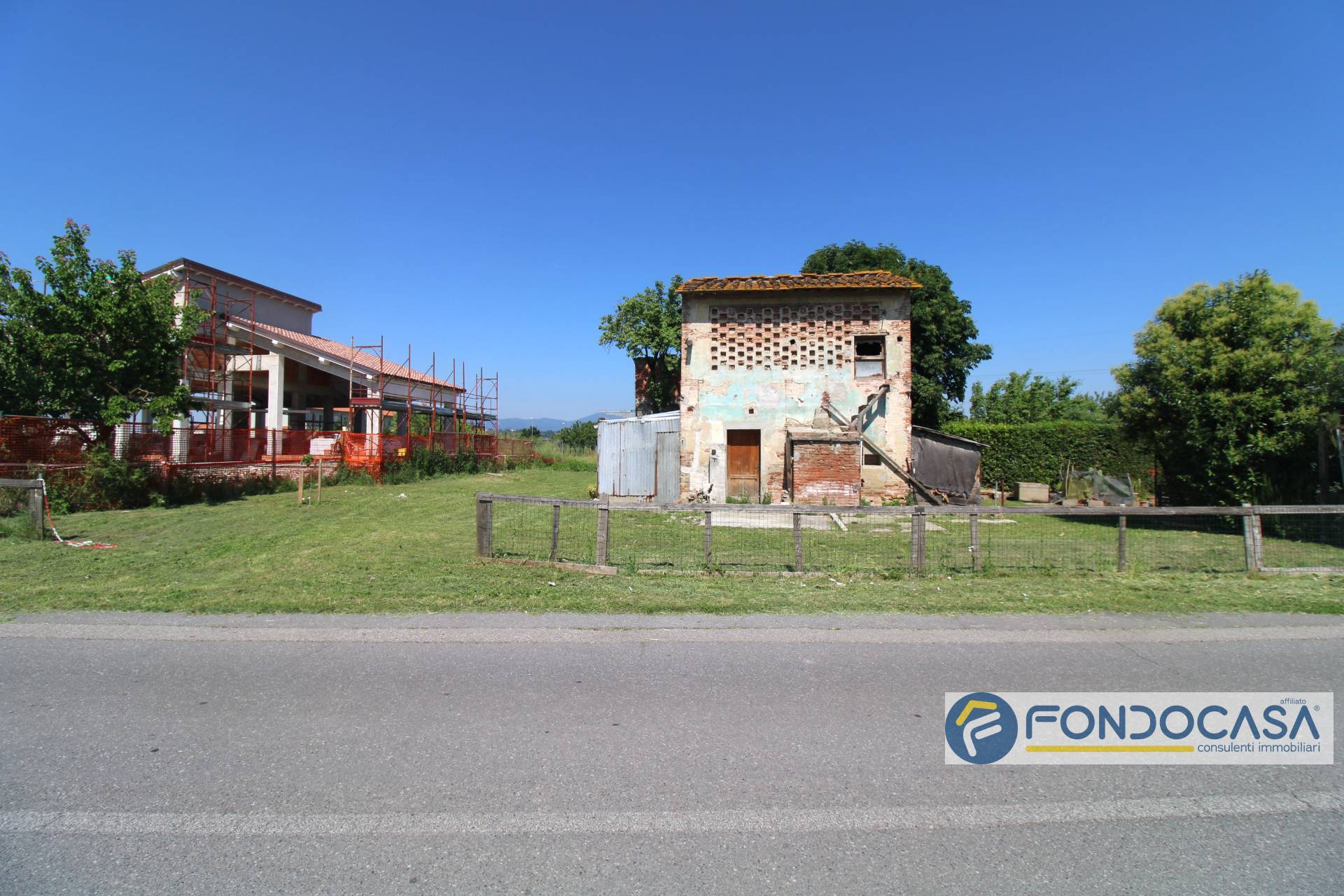 Magazzino in vendita a Castelfranco di Sotto