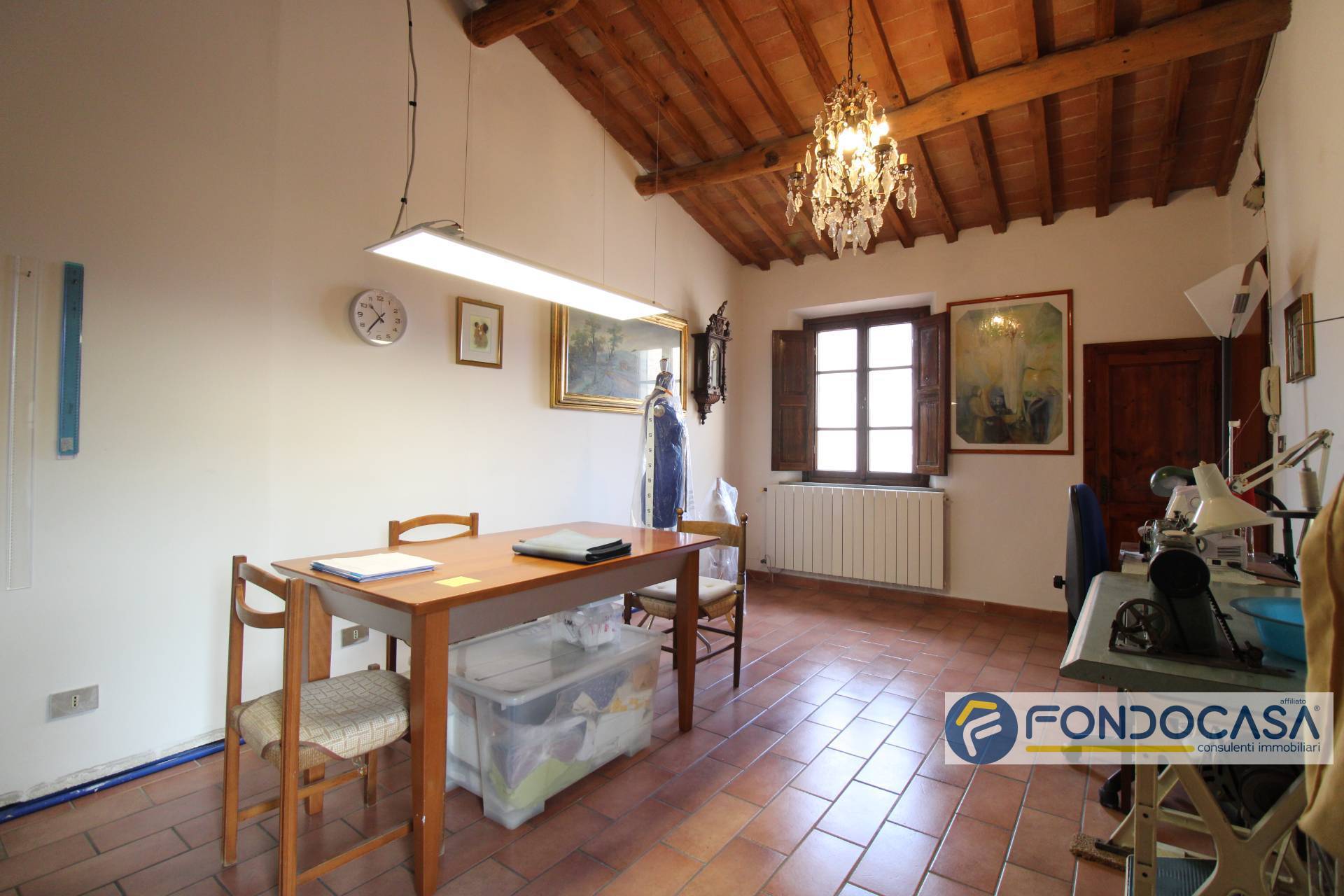 Casa indipendente in vendita a Buti, Cascine