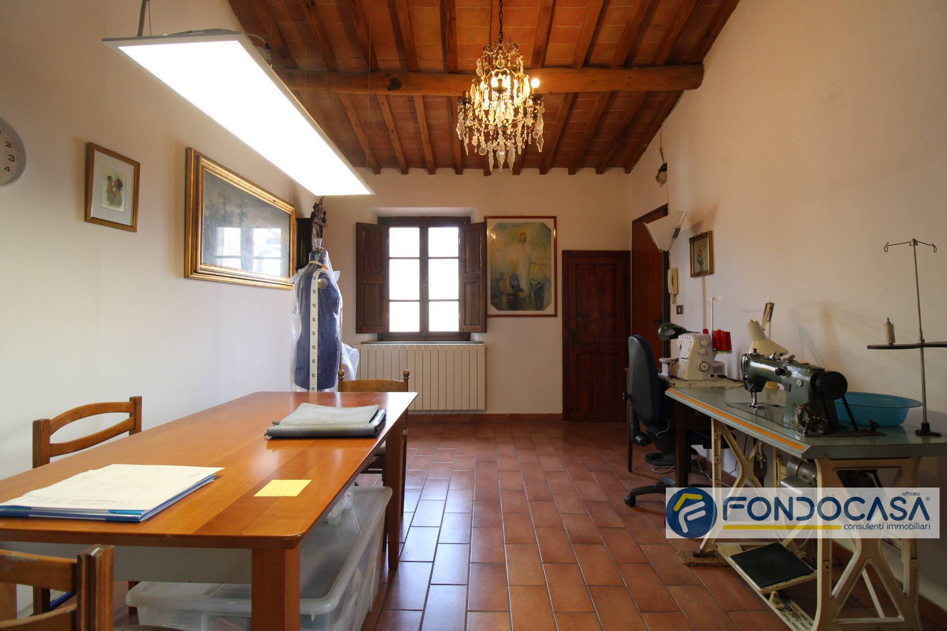 Casa indipendente in vendita a Buti, Cascine