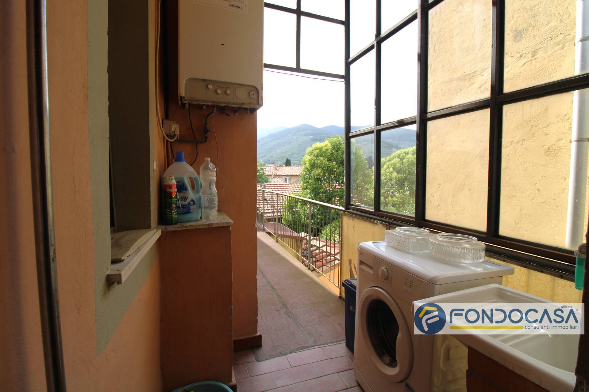Casa indipendente in vendita a Buti, Cascine