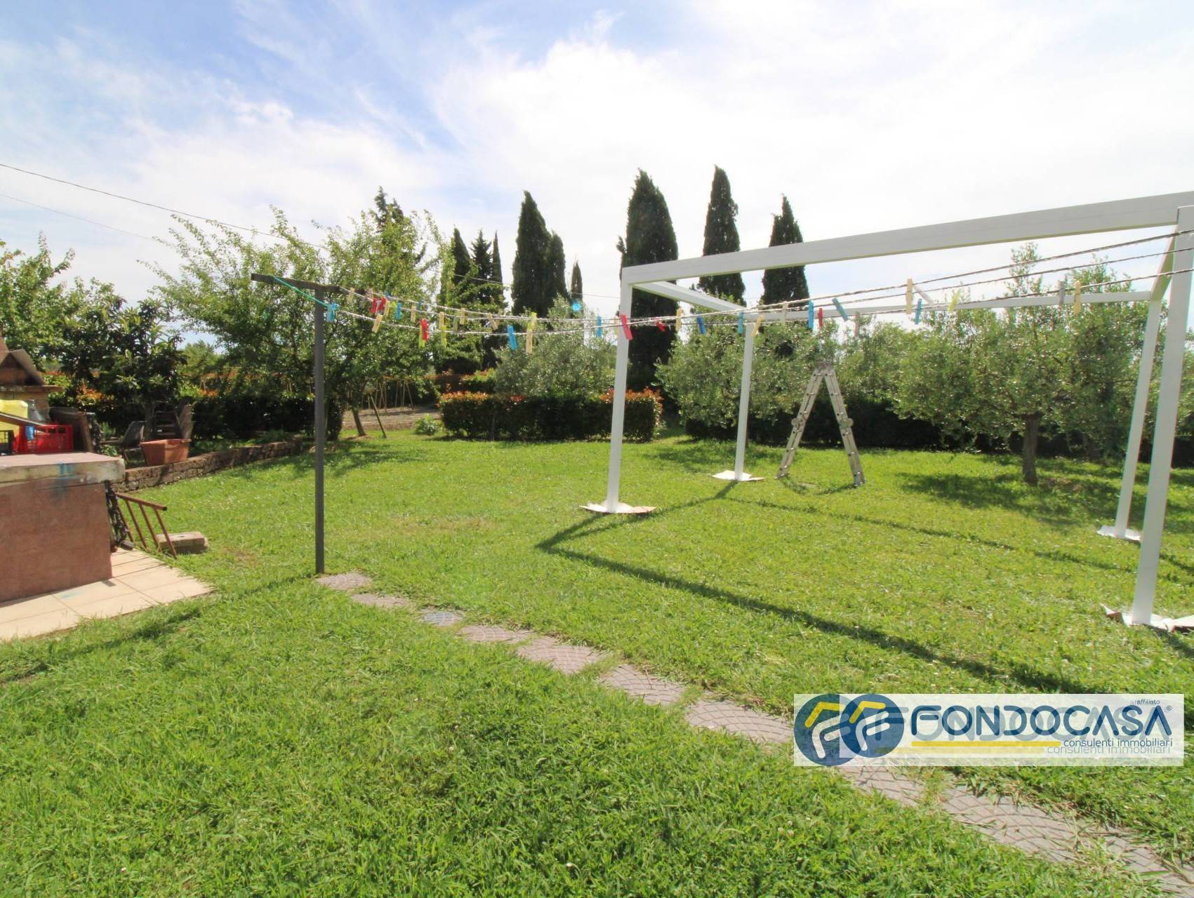 Casa indipendente in vendita a Santa Maria a Monte, Montecalvoli in basso