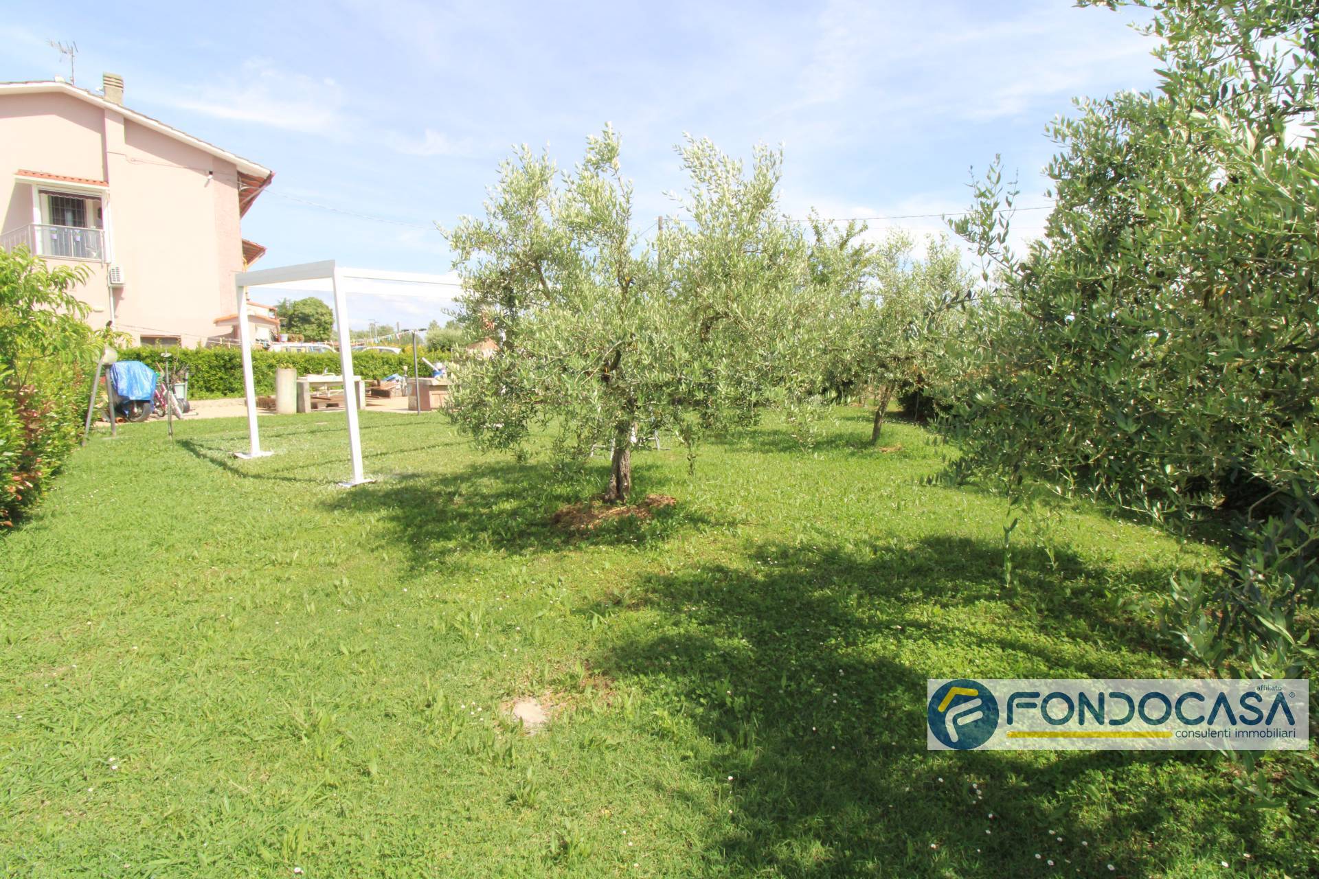 Casa indipendente in vendita a Santa Maria a Monte, Montecalvoli in basso