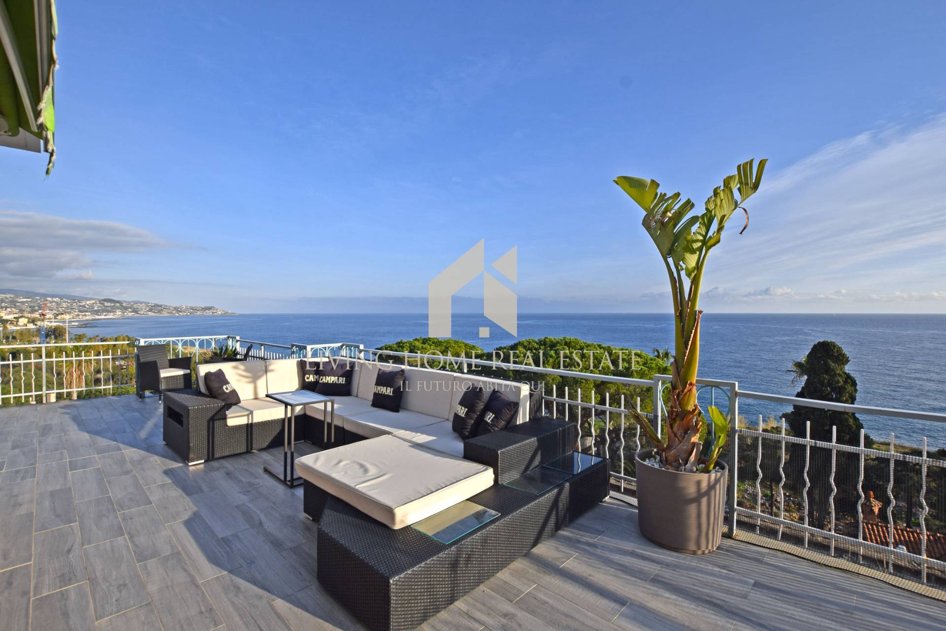 Appartamento in vendita a Sanremo, Capo Nero