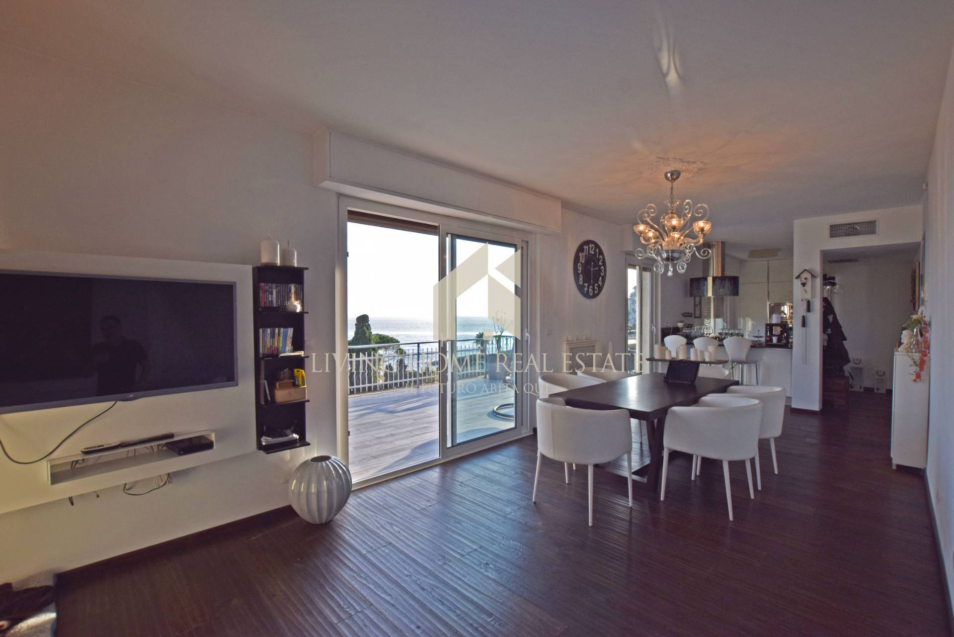 Appartamento in vendita a Sanremo, Capo Nero