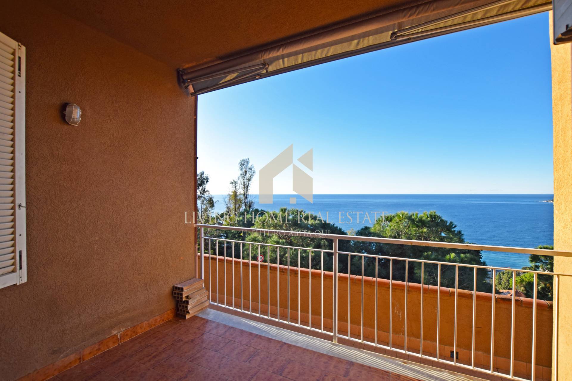 Appartamento in vendita a Ospedaletti