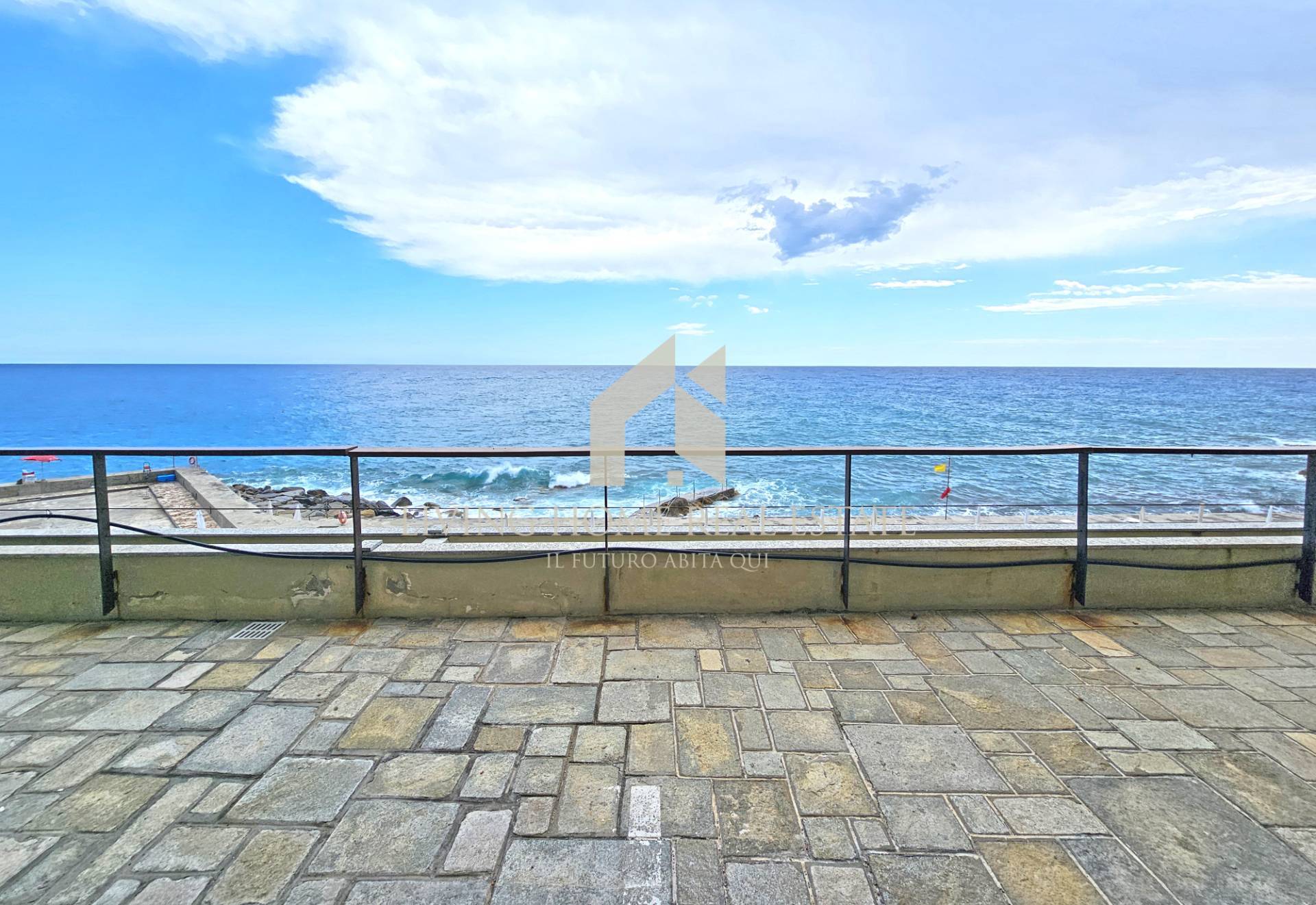 Appartamento in vendita a Sanremo, Capo Nero