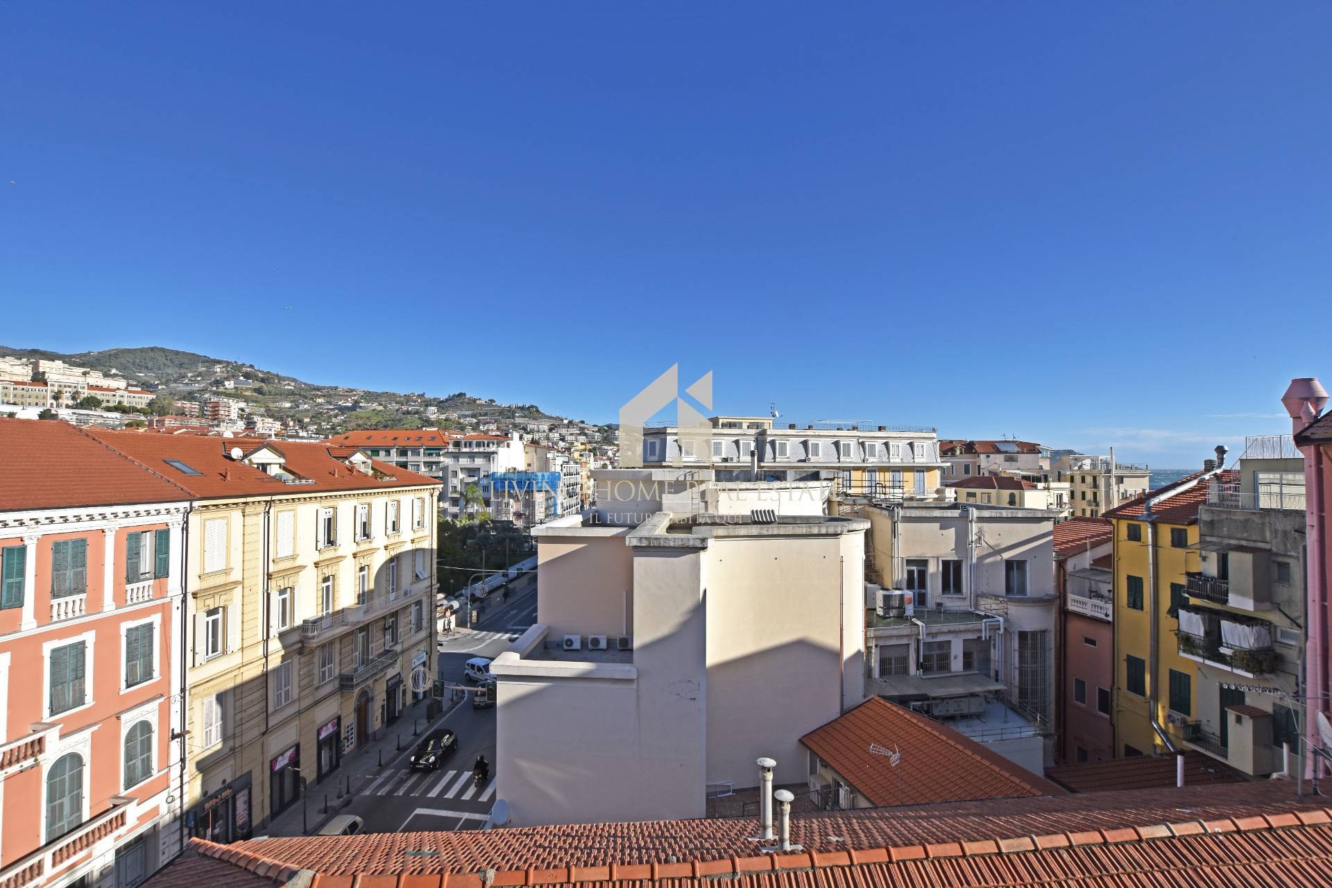 Mansarda in vendita a Sanremo, Centro - Marina