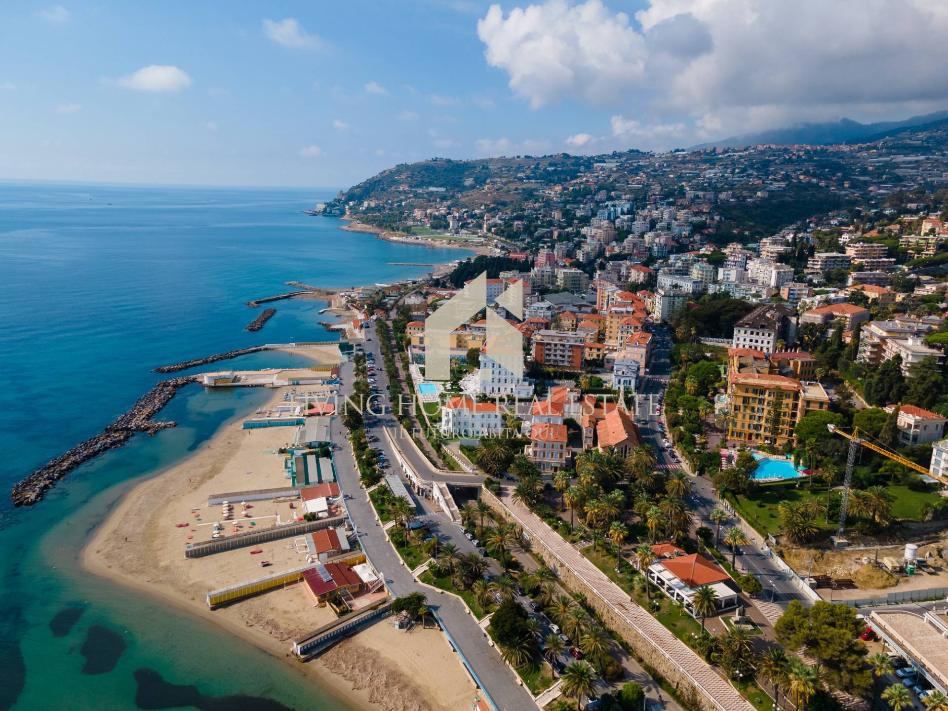 Locale commerciale in vendita a Sanremo, Centro - Marina