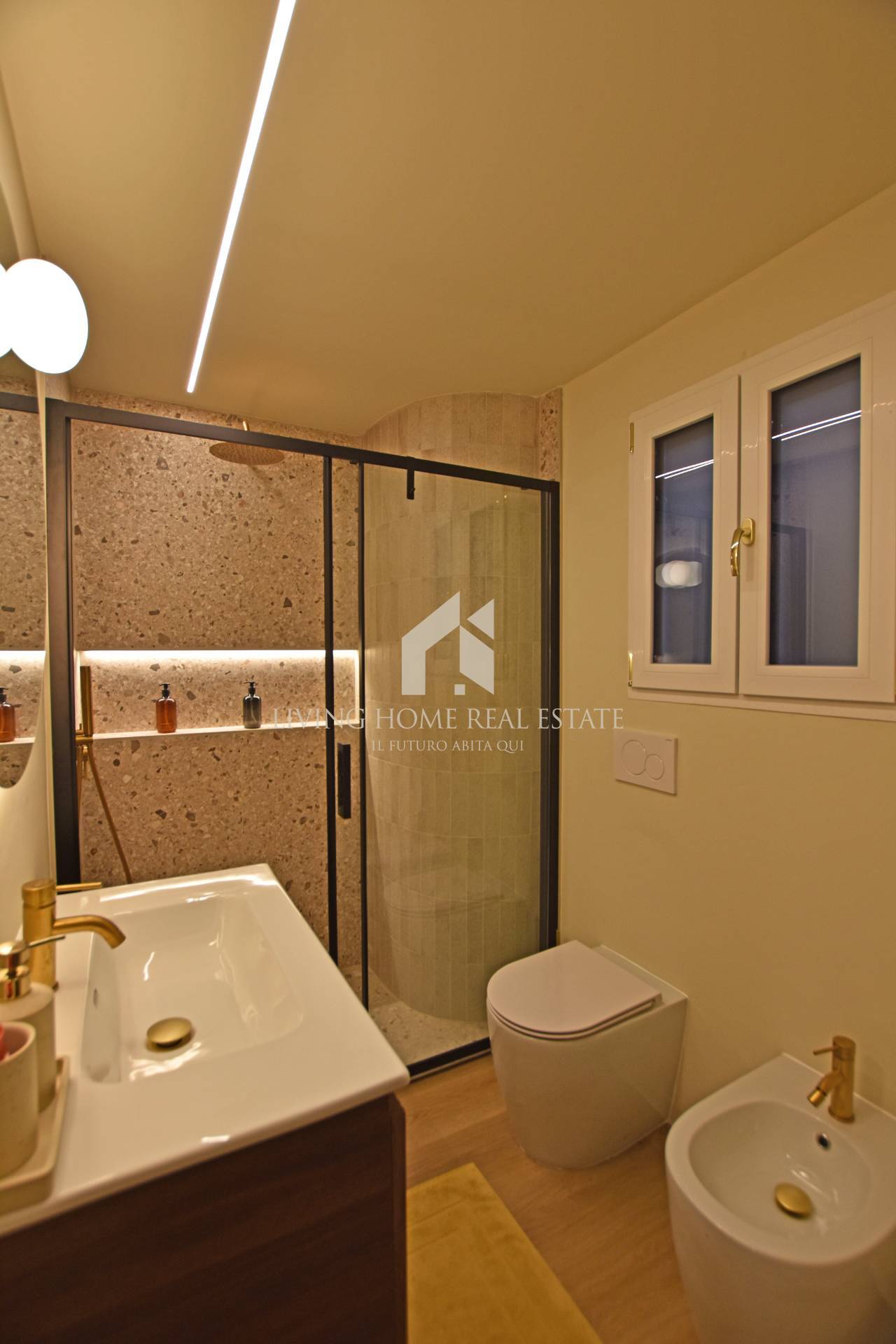 Appartamento in vendita a Sanremo, Capo Nero