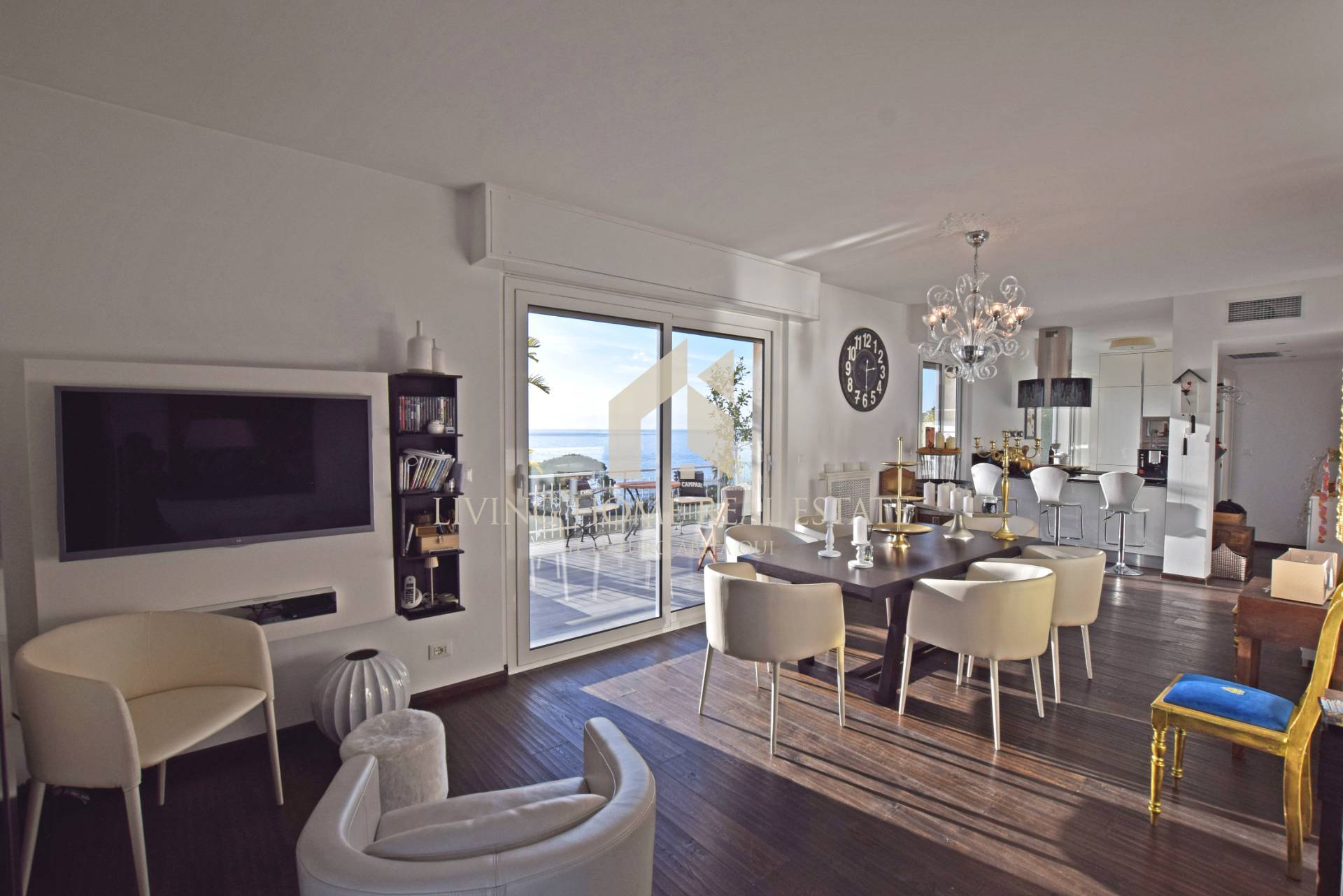 Appartamento in vendita a Sanremo, Capo Nero