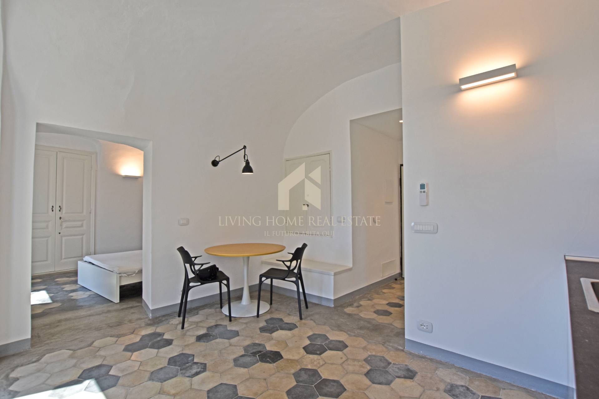 Appartamento in vendita a Bordighera, Sasso