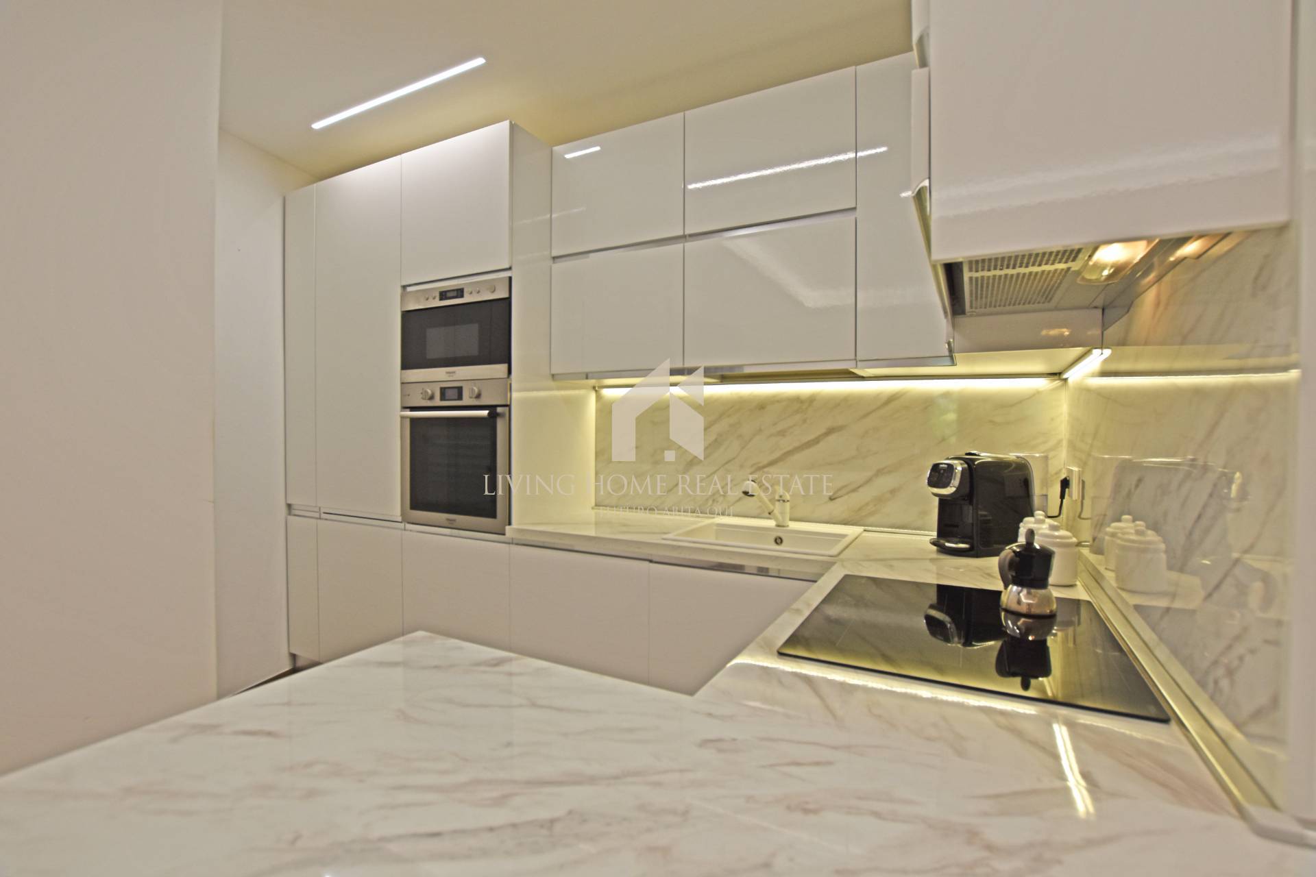 Appartamento in vendita a Sanremo, Centro - Marina