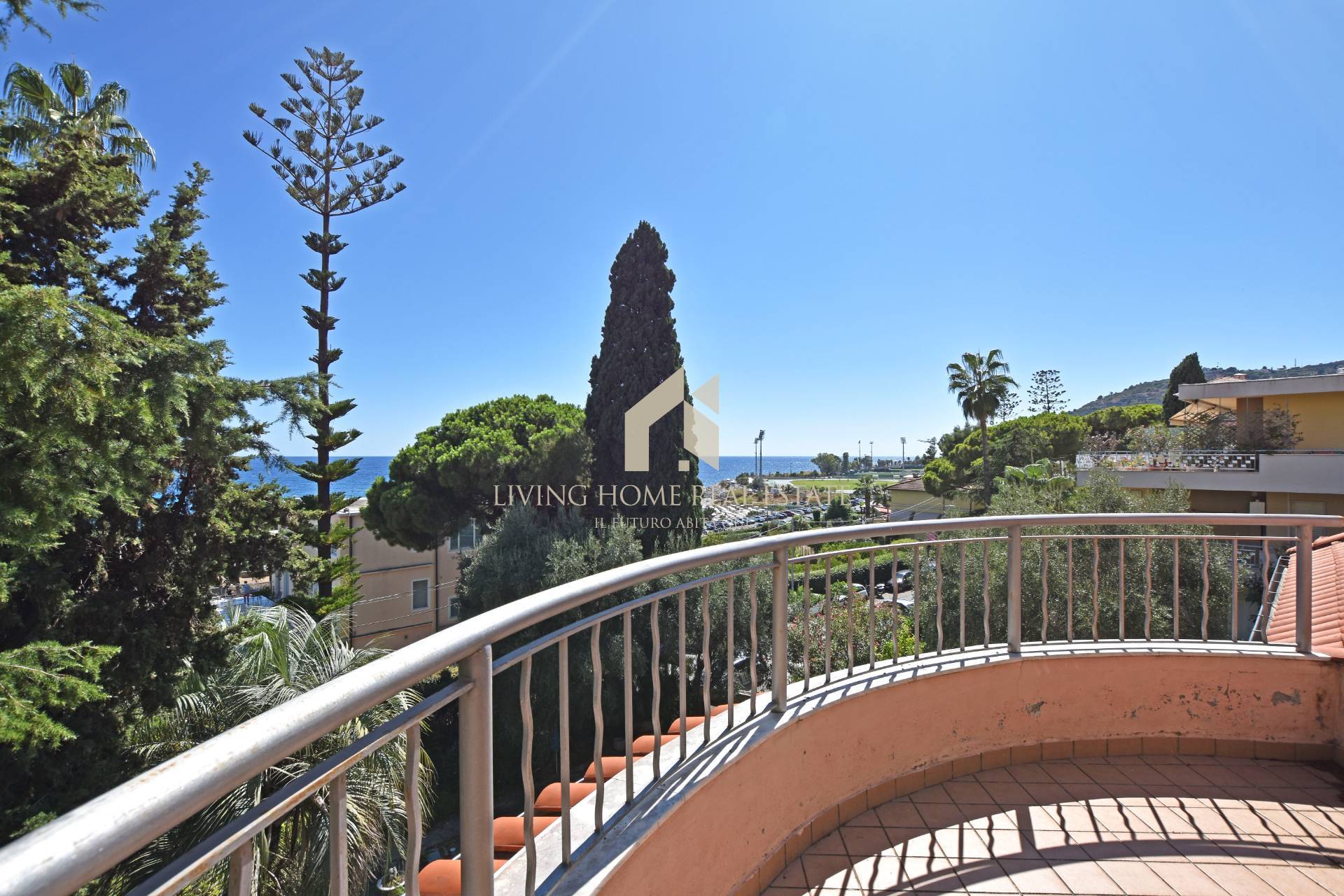 Villa in vendita a Sanremo, Foce