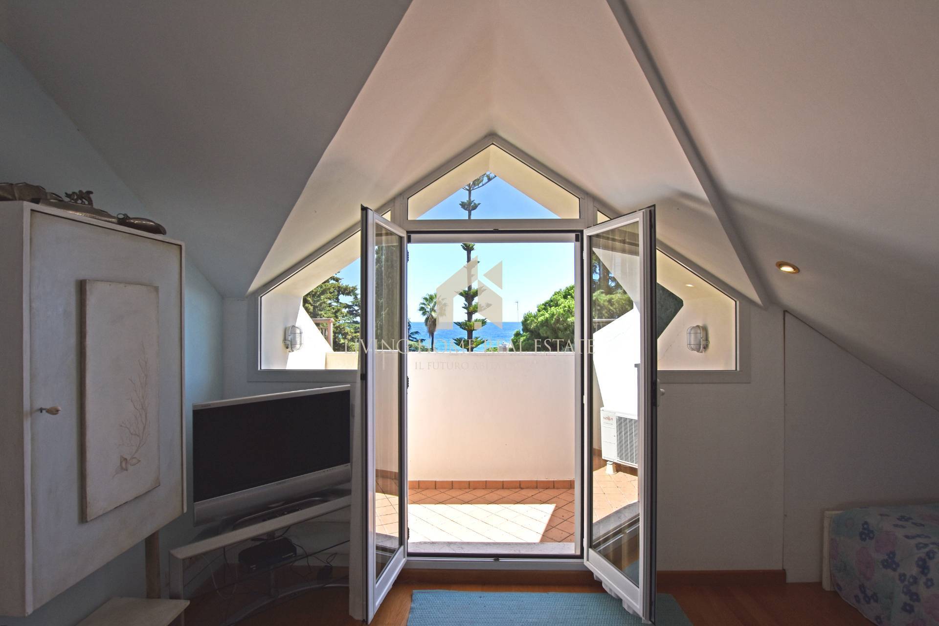 Villa in vendita a Sanremo, Foce