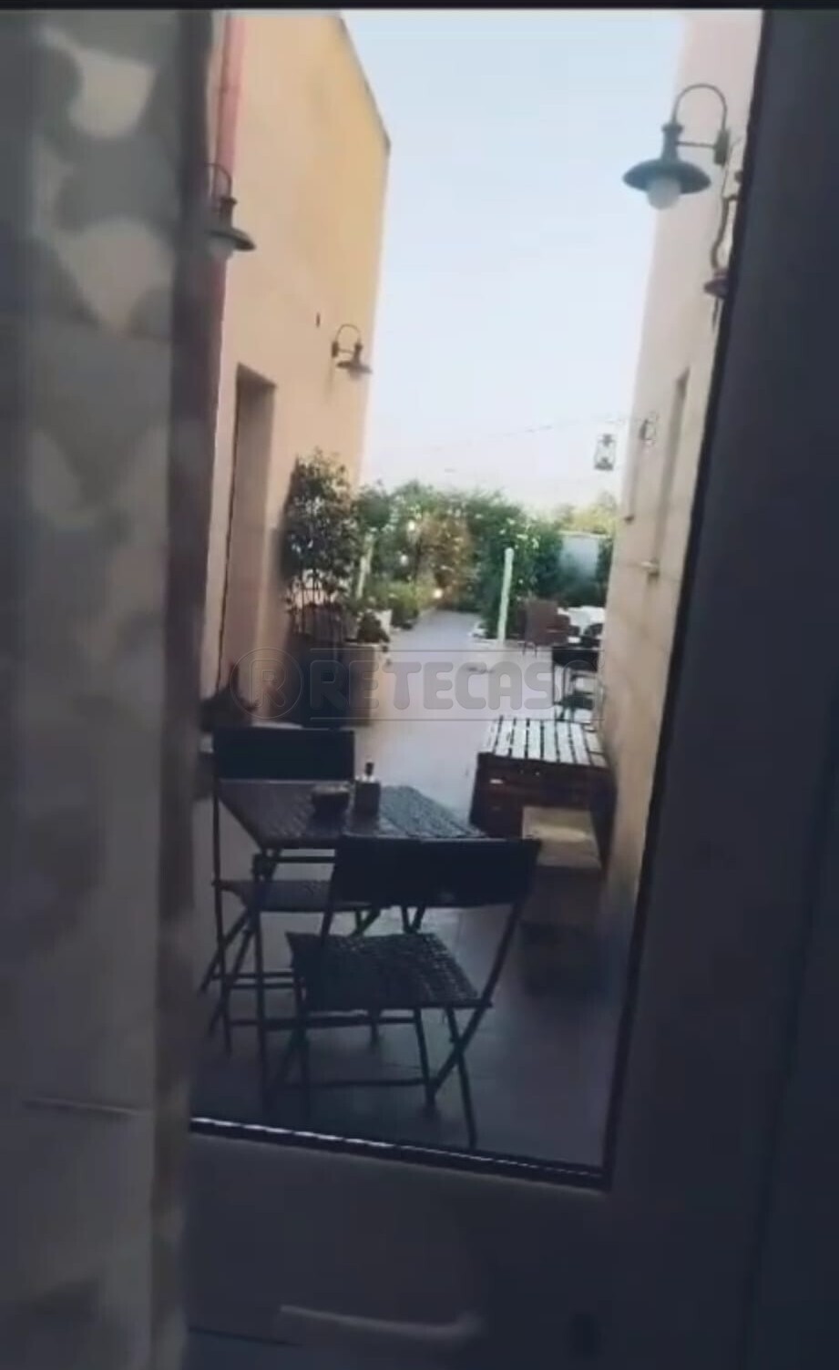 Casa indipendente con giardino in via circolone, Maglie