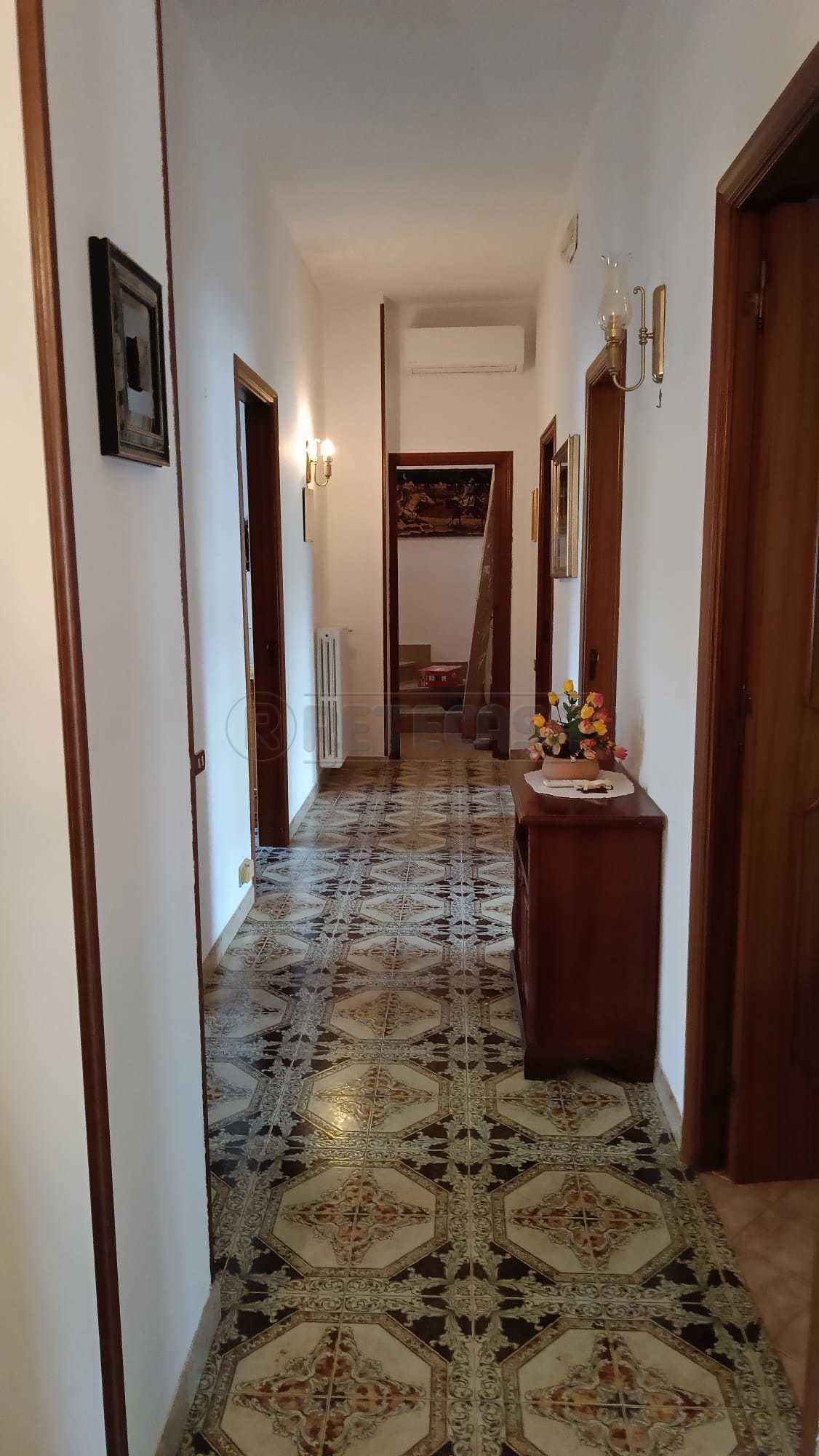 Casa indipendente con giardino in via santa caterina 35, Melpignano