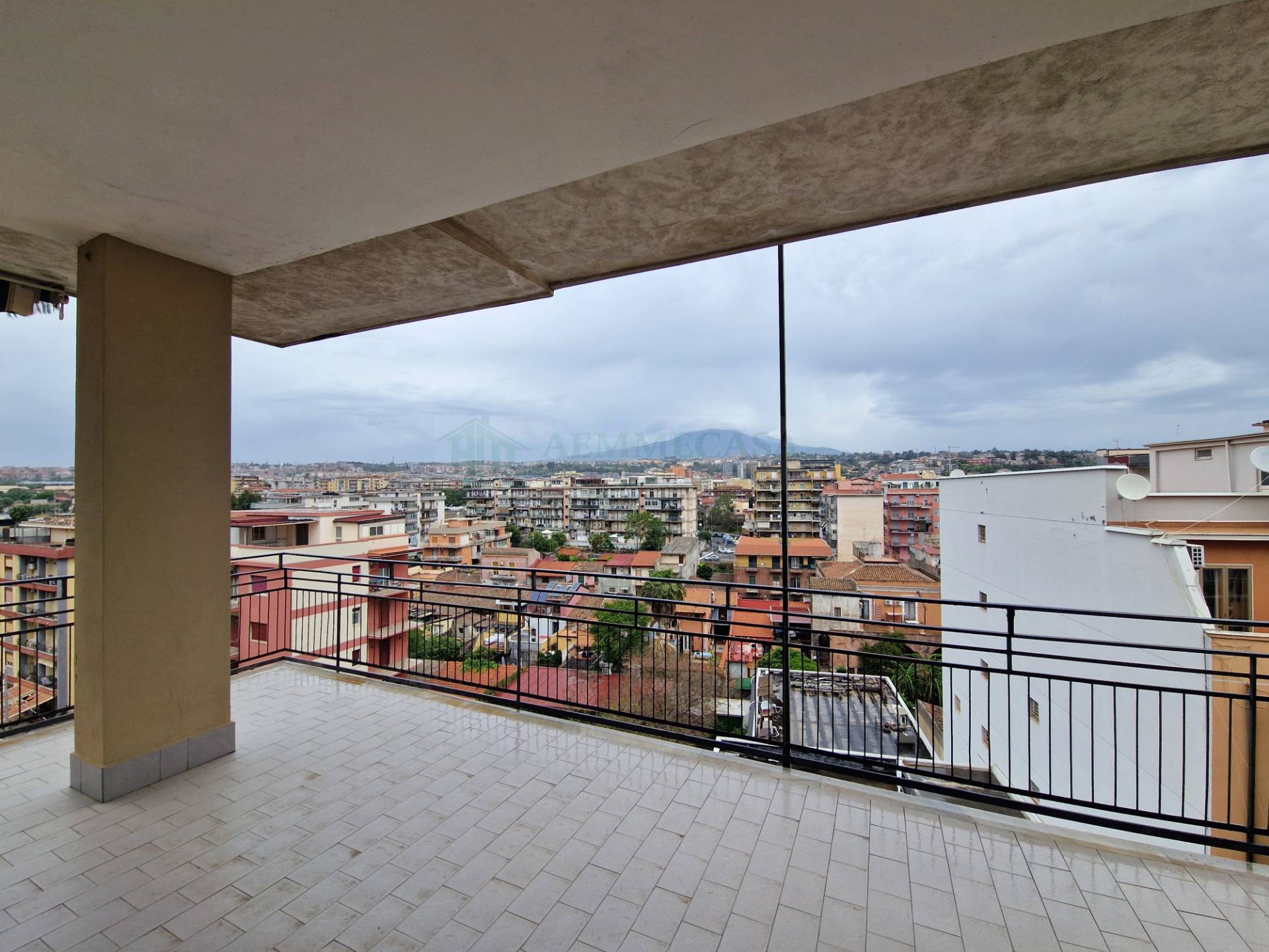 Appartamento in vendita a Catania, Via Leucatia - via del Bosco
