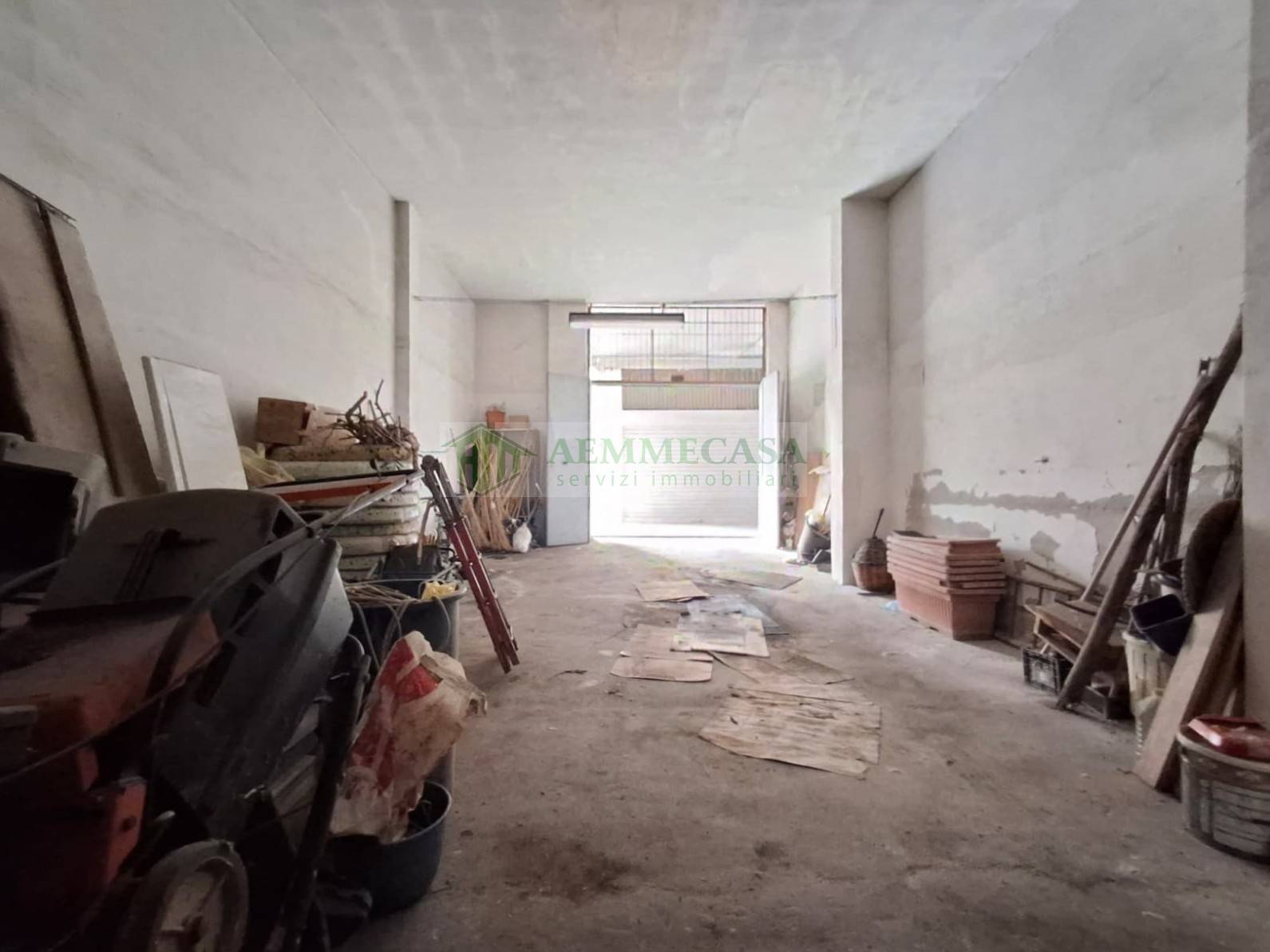 Box o garage in vendita a Catania, Via Leucatia - via del Bosco