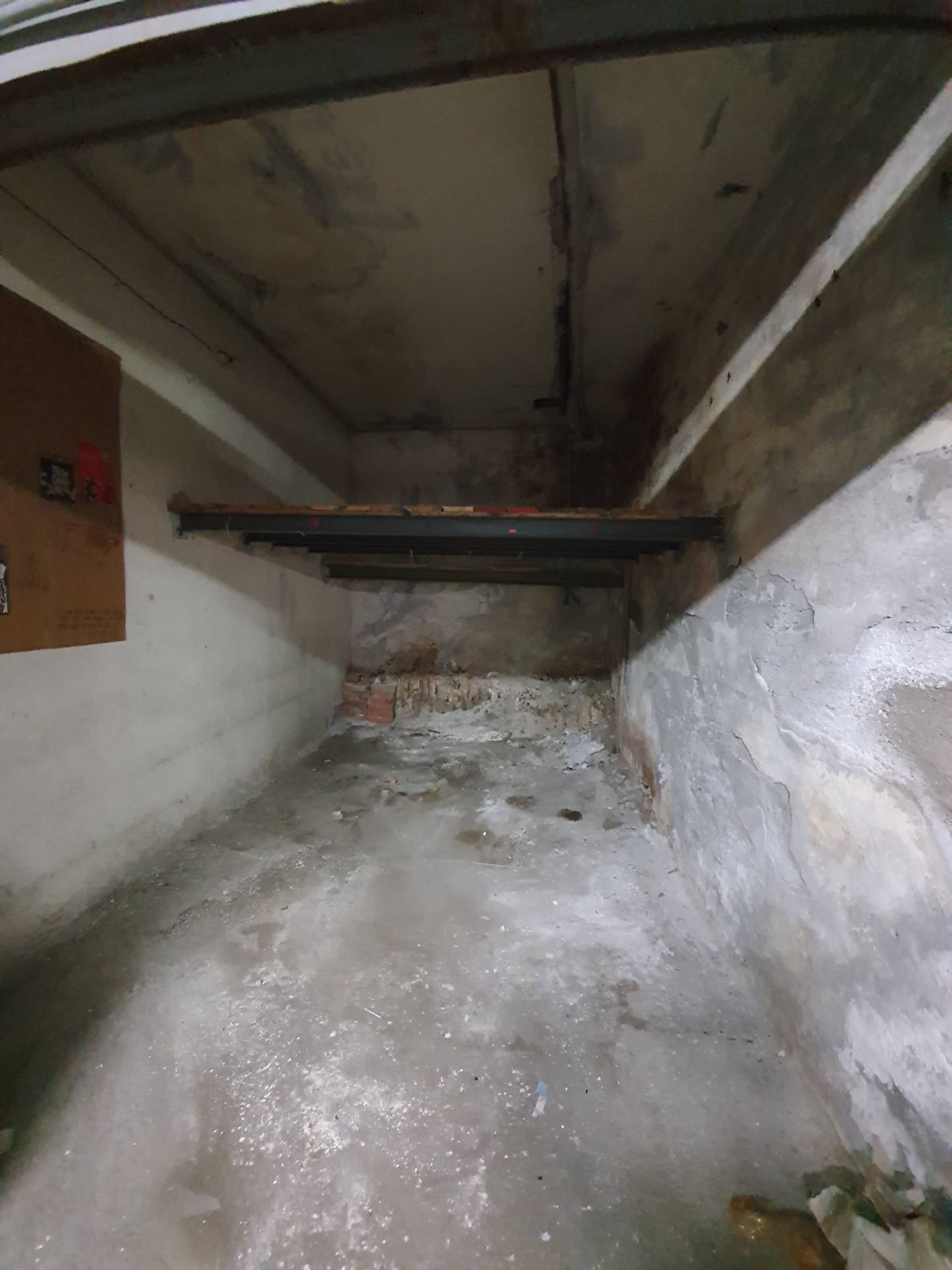 Box o garage in vendita a Catania, Via Leucatia - via del Bosco