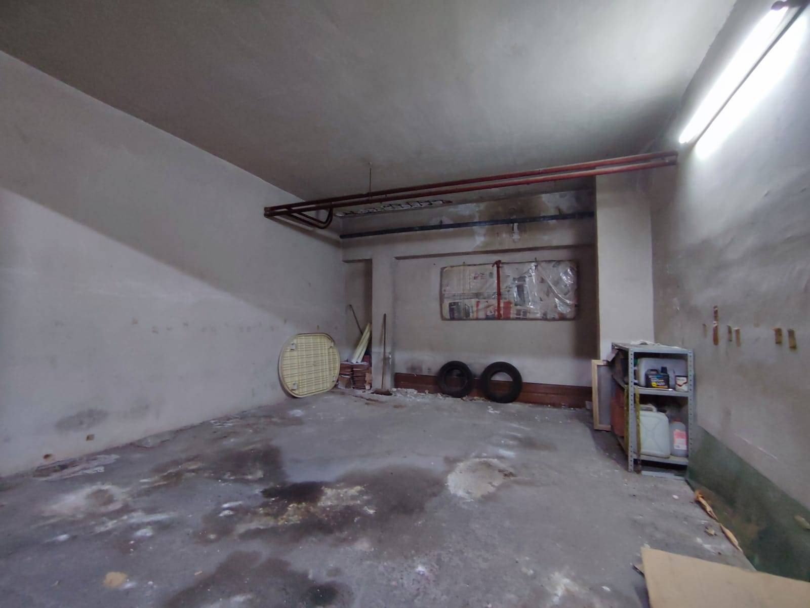 Box o garage in vendita a Catania, Via Leucatia - via del Bosco