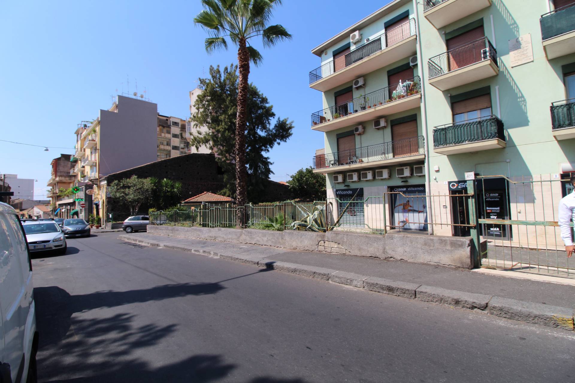 Box o garage in vendita a Catania, Via Leucatia - via del Bosco