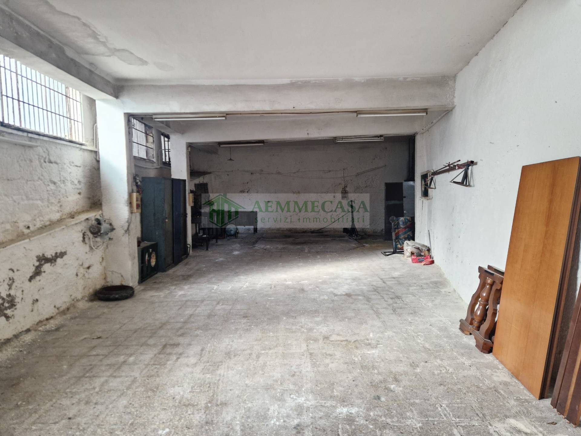 Deposito in affitto a Catania, Via Leucatia - via del Bosco