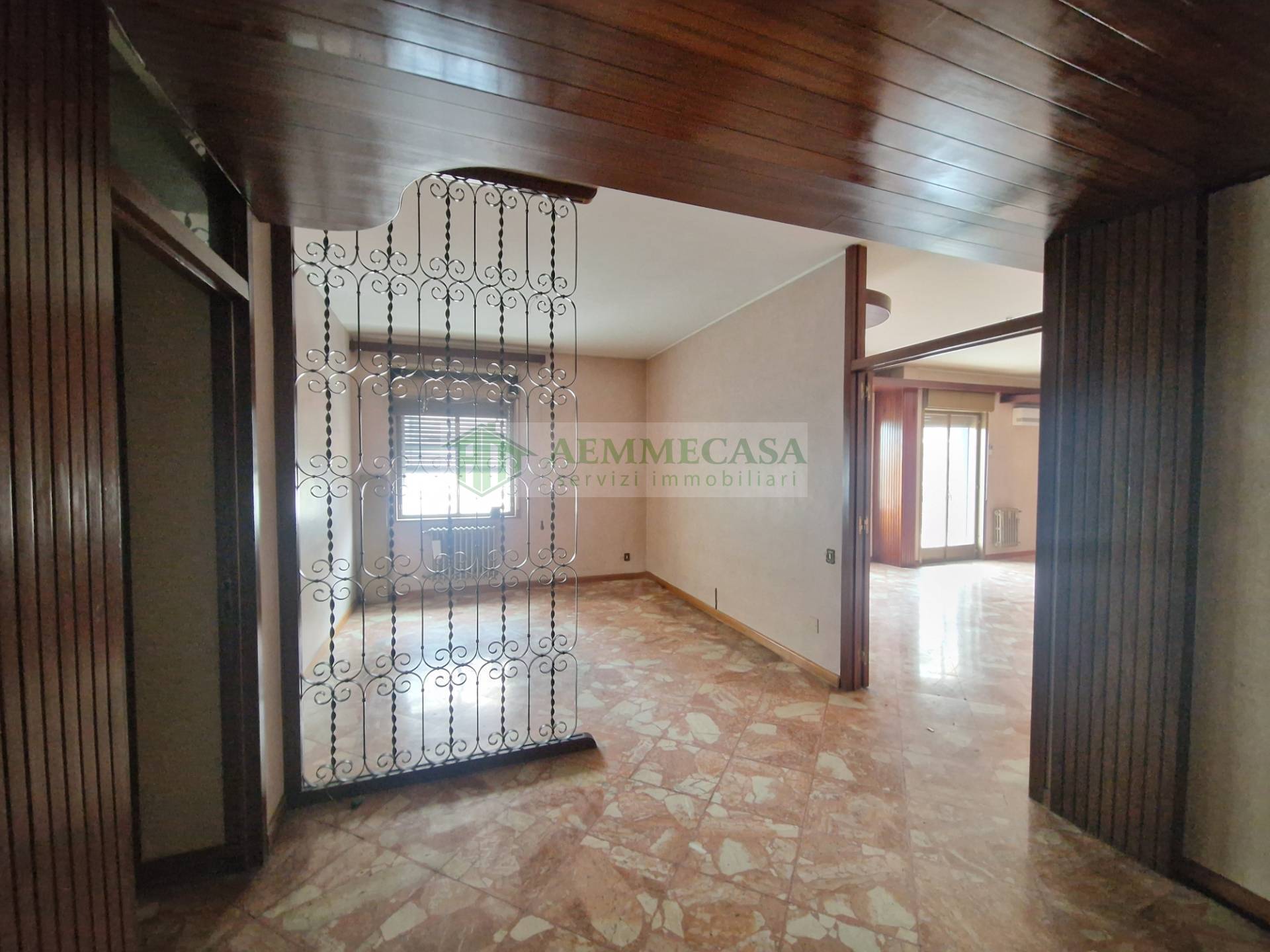 Appartamento in vendita a Catania, Sanzio-Gioeni