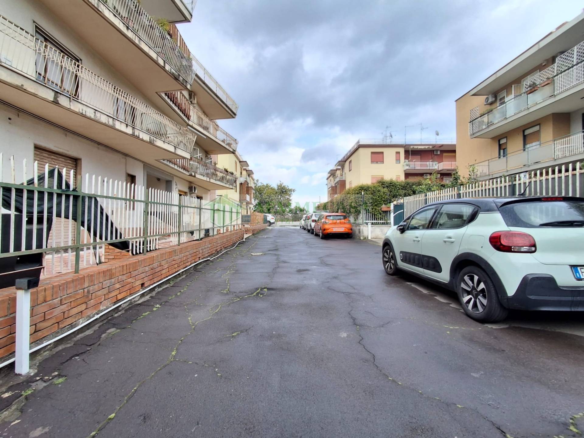 Box o garage in vendita a Sant'Agata li Battiati