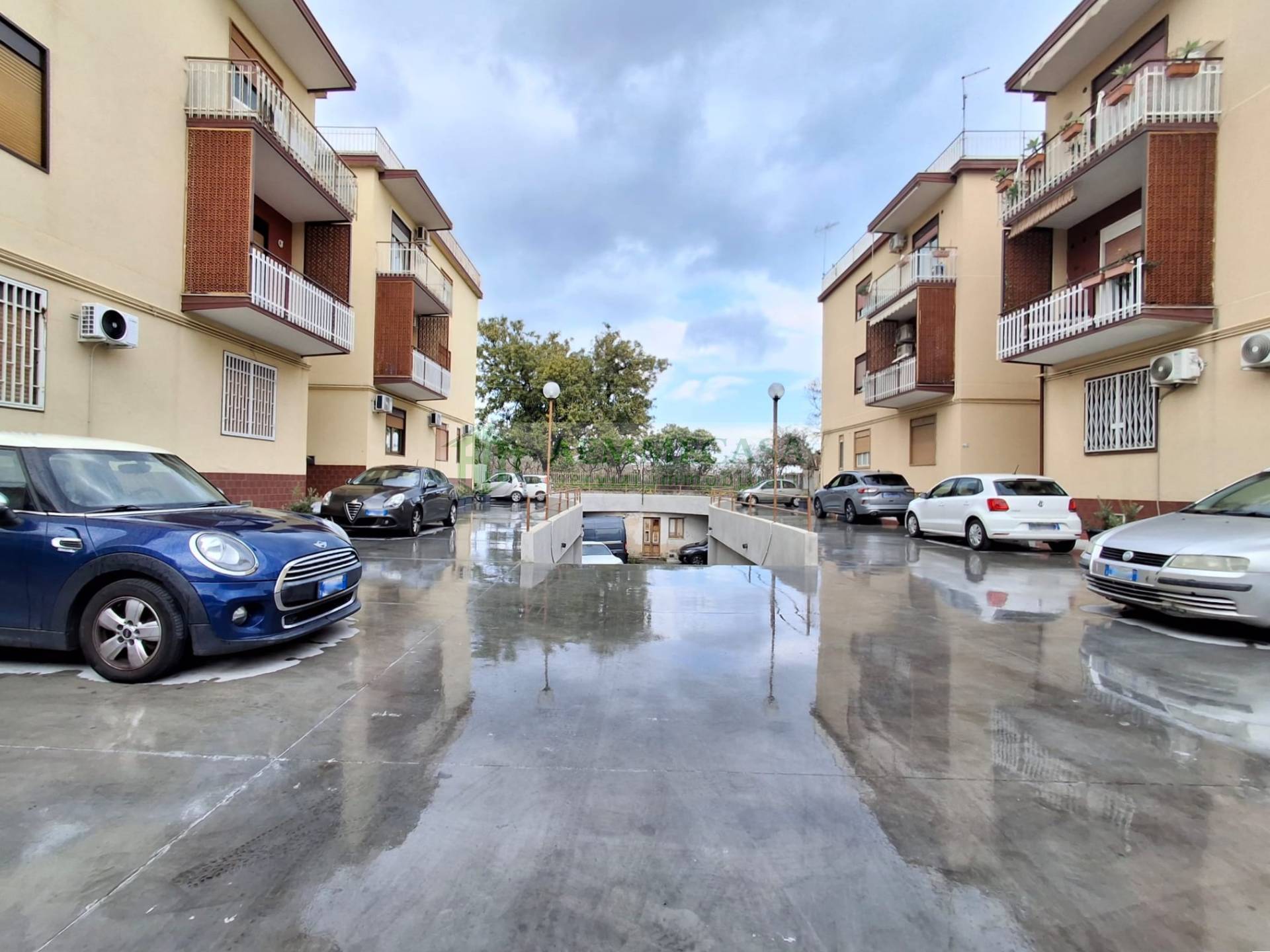 Box o garage in vendita a Sant'Agata li Battiati