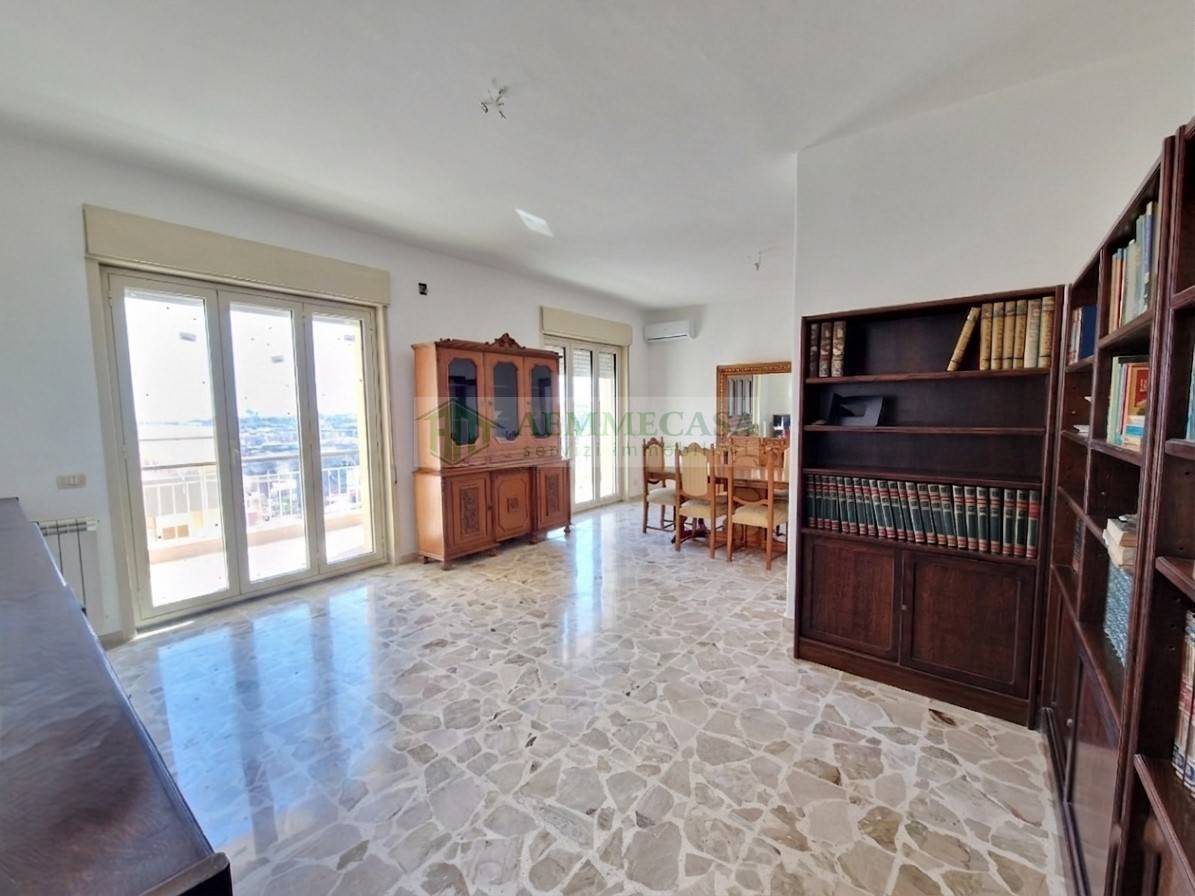 Attico con Terrazzo in vendita a Gravina di Catania, Fasano / Rasula Alta