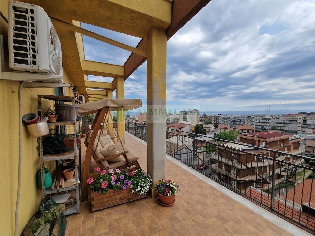 Appartamento in vendita a Catania, Via Leucatia - via del Bosco