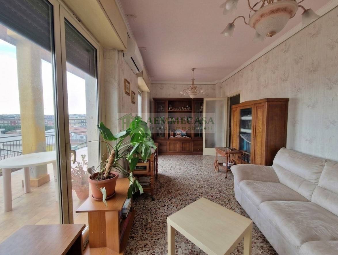 Appartamento in vendita a Catania, Via Leucatia - via del Bosco