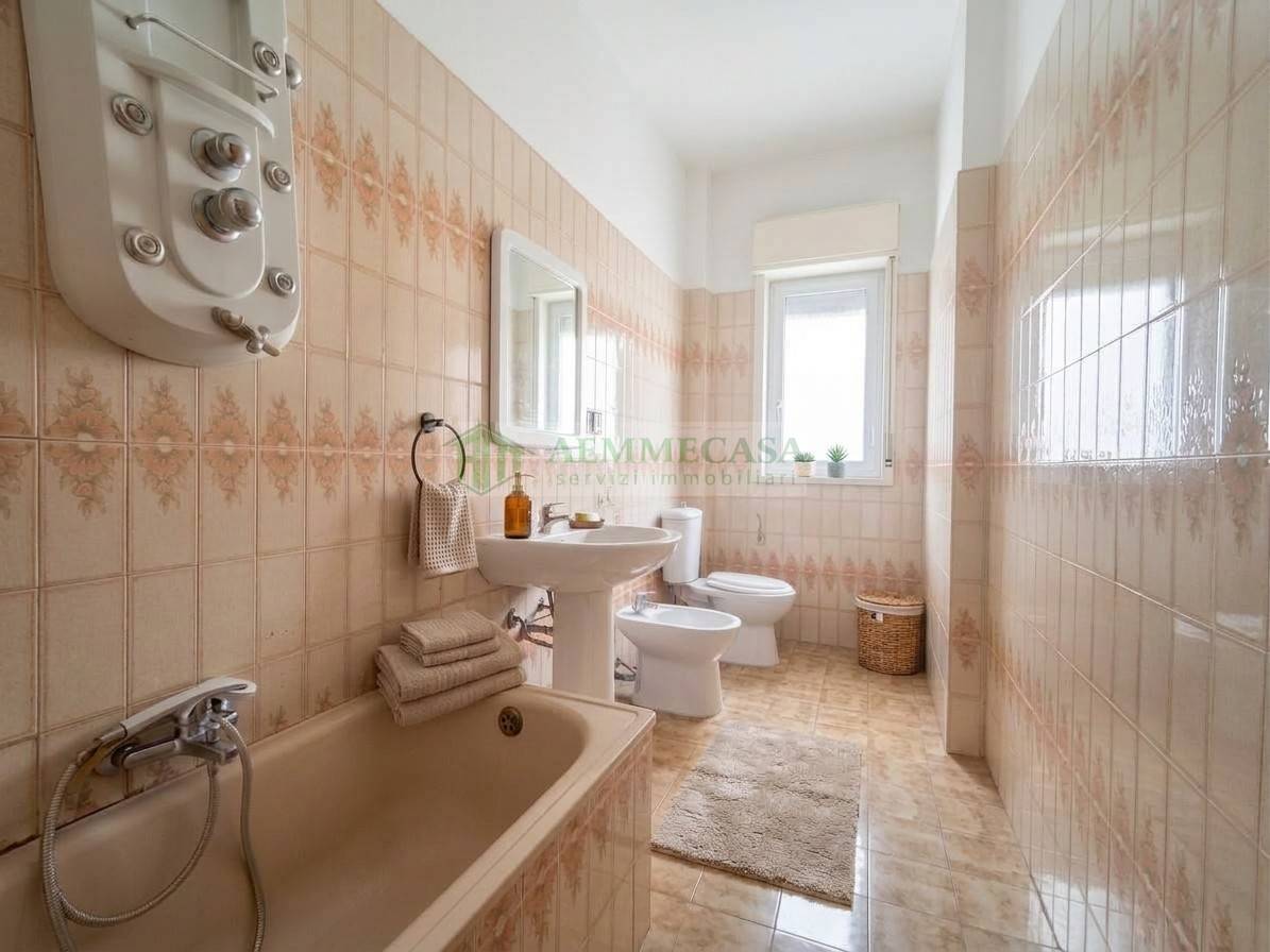 Appartamento con Giardino in vendita a Catania, Via Leucatia - via del Bosco