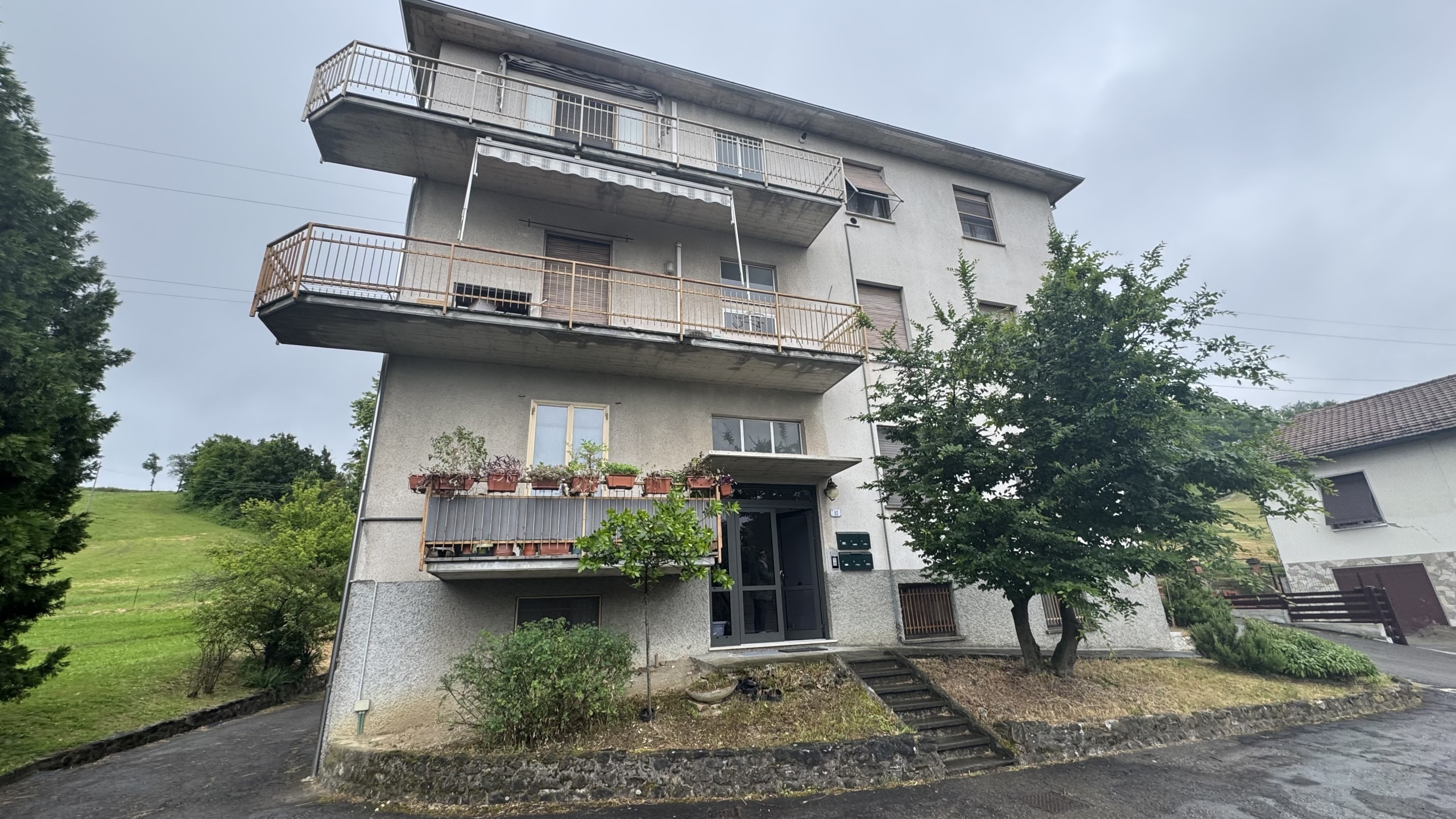 Trilocale con giardino in via nazionale, Fornovo di Taro