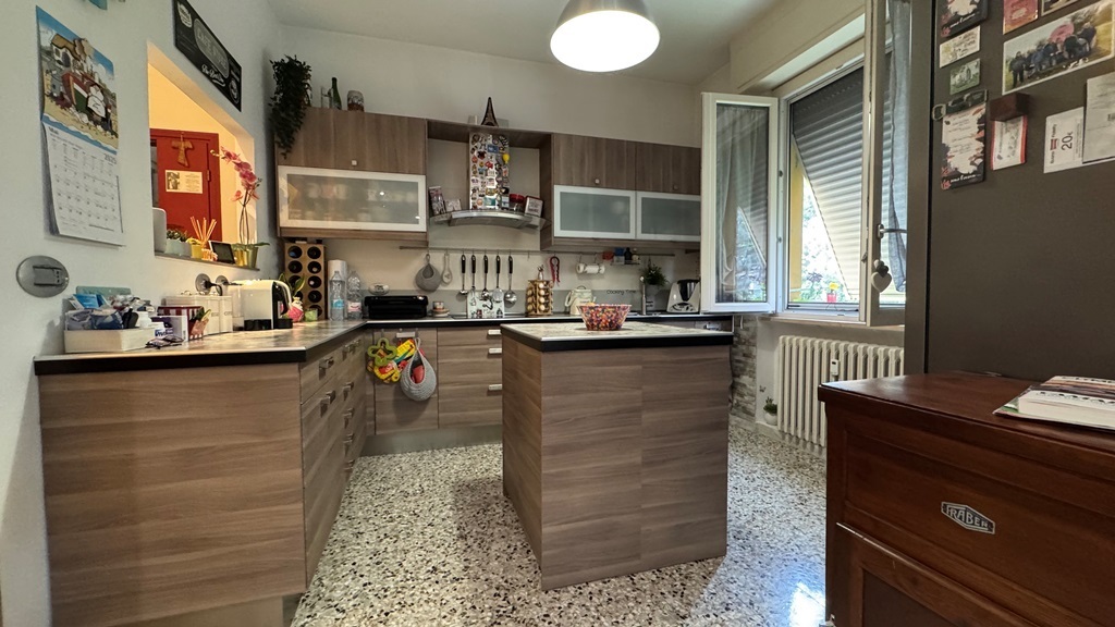 Appartamento con giardino in via giacomo leopardi, Collecchio