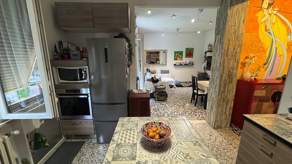 Appartamento con giardino in via giacomo leopardi, Collecchio