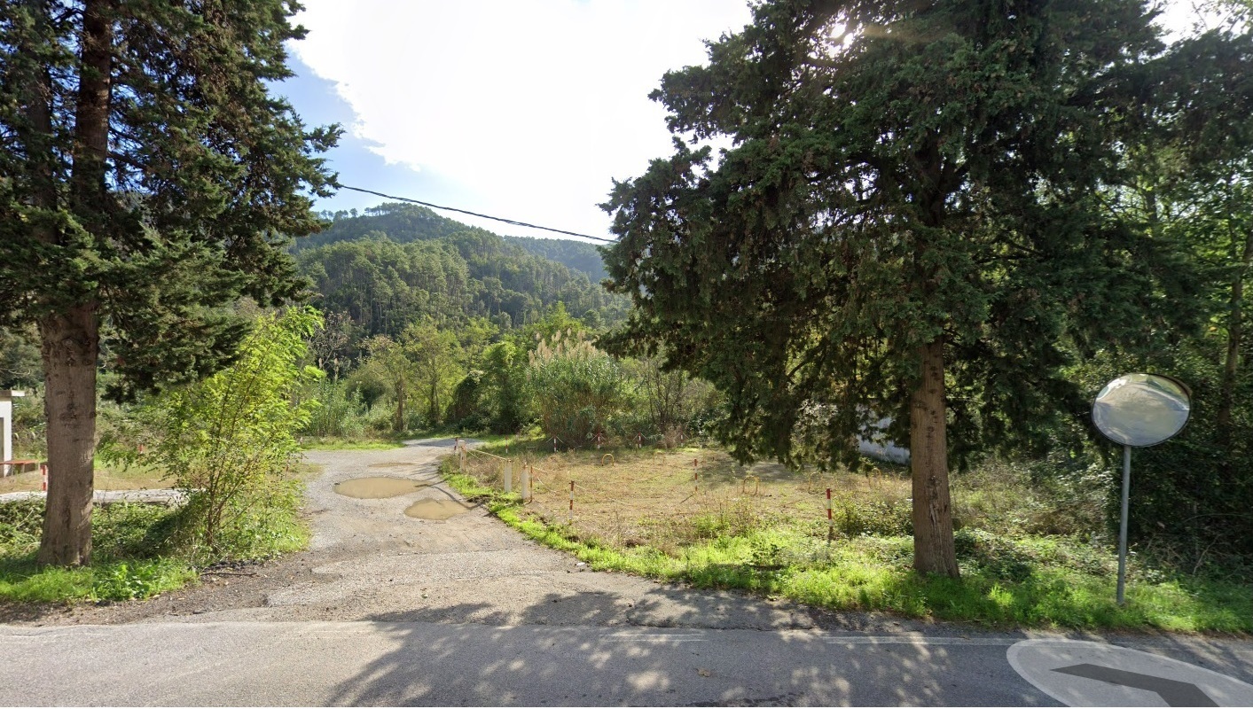 Box/Garage 13mq in vendita a Deiva Marina