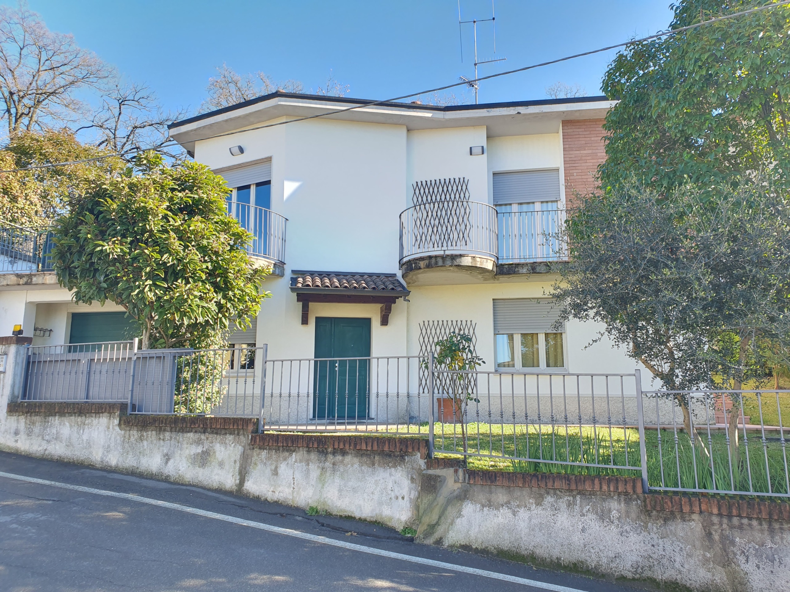 Casa indipendente ristrutturata in via marconi 60, Fornovo di Taro