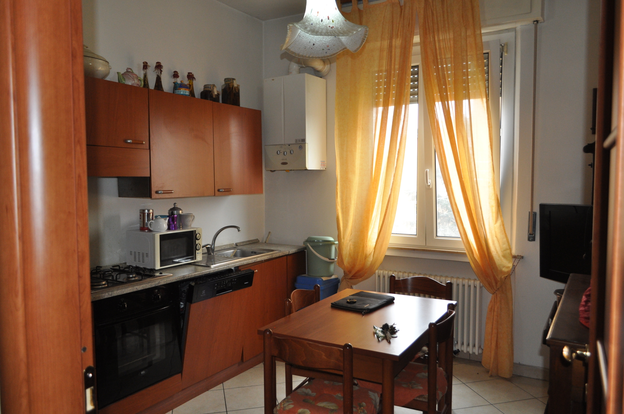 Trilocale in vendita in via volturno 9, Parma