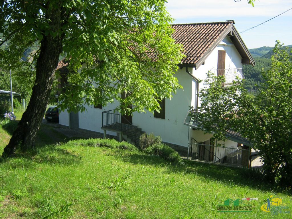 Casa indipendente con giardino in strada bergotto 42, Berceto