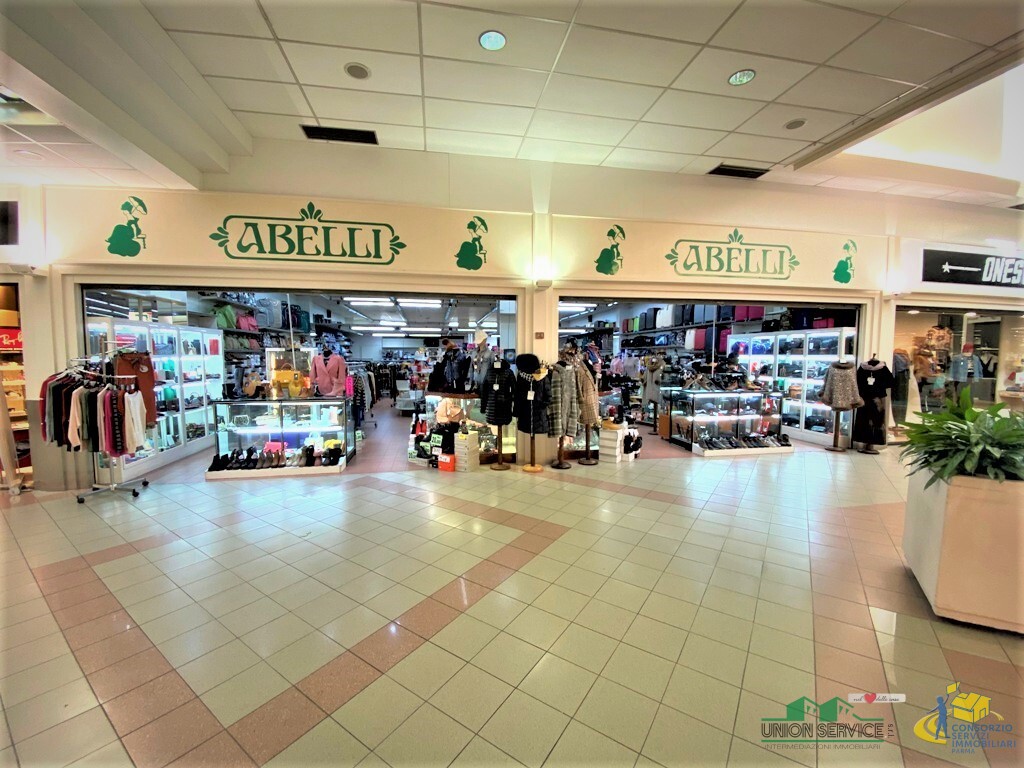 Locale commerciale in vendita in viale sandro pertini 1, Collecchio