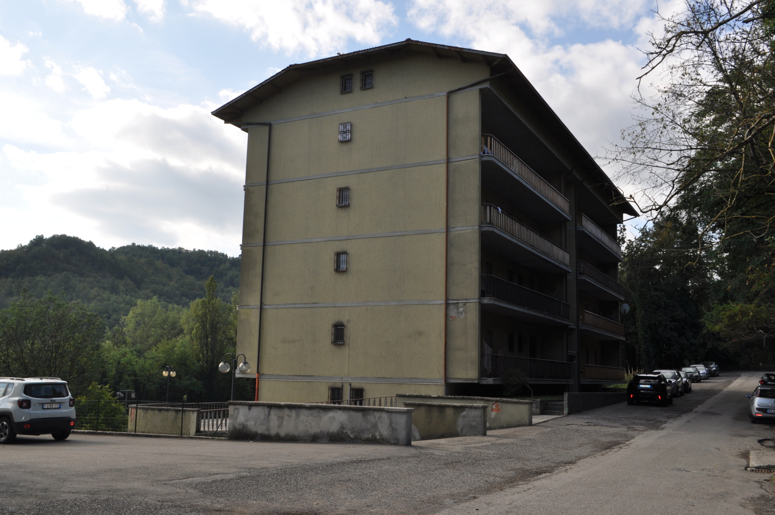 Trilocale con box doppio in strada langhirano, Langhirano