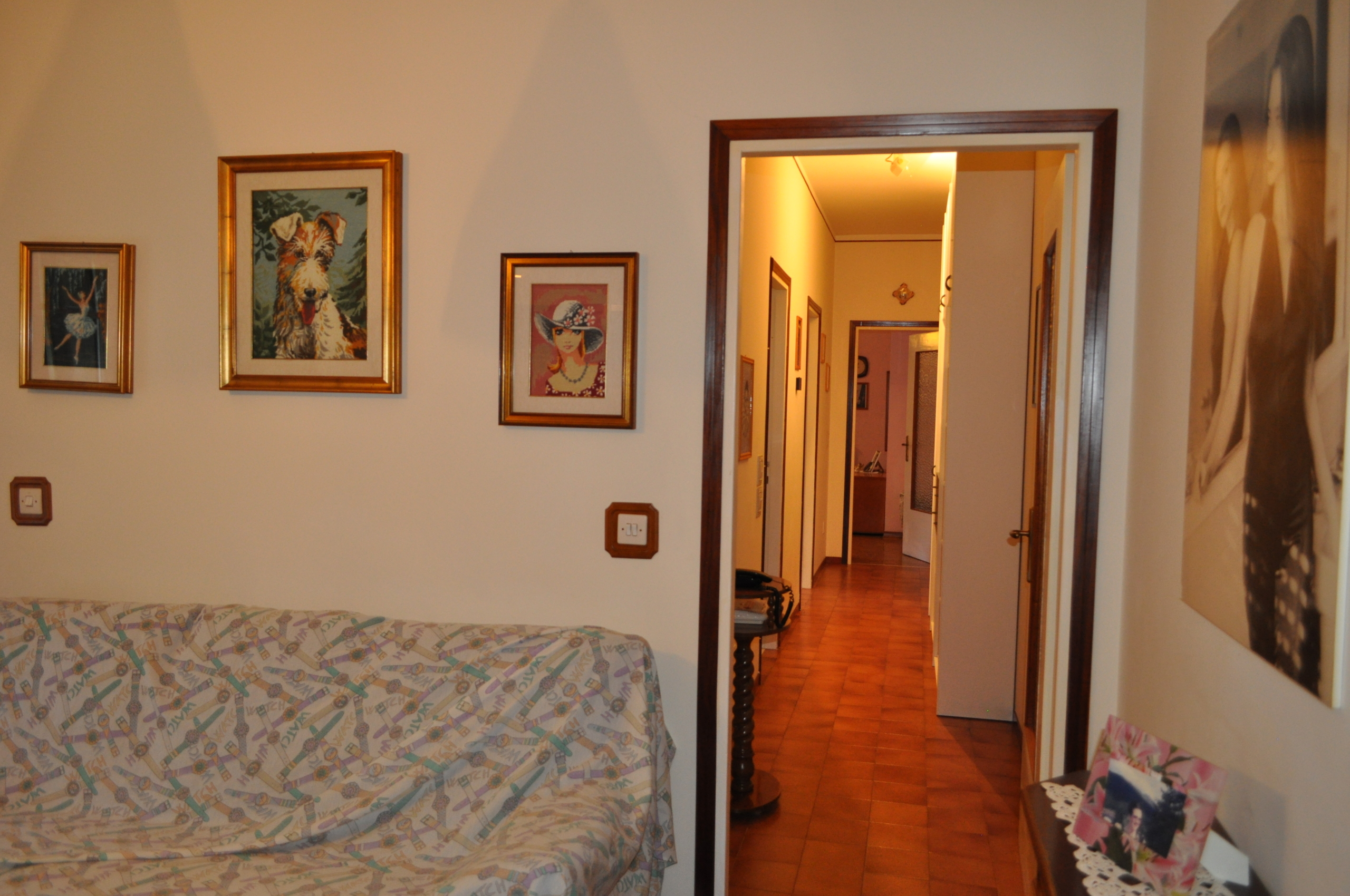 Trilocale con box doppio in strada langhirano, Langhirano